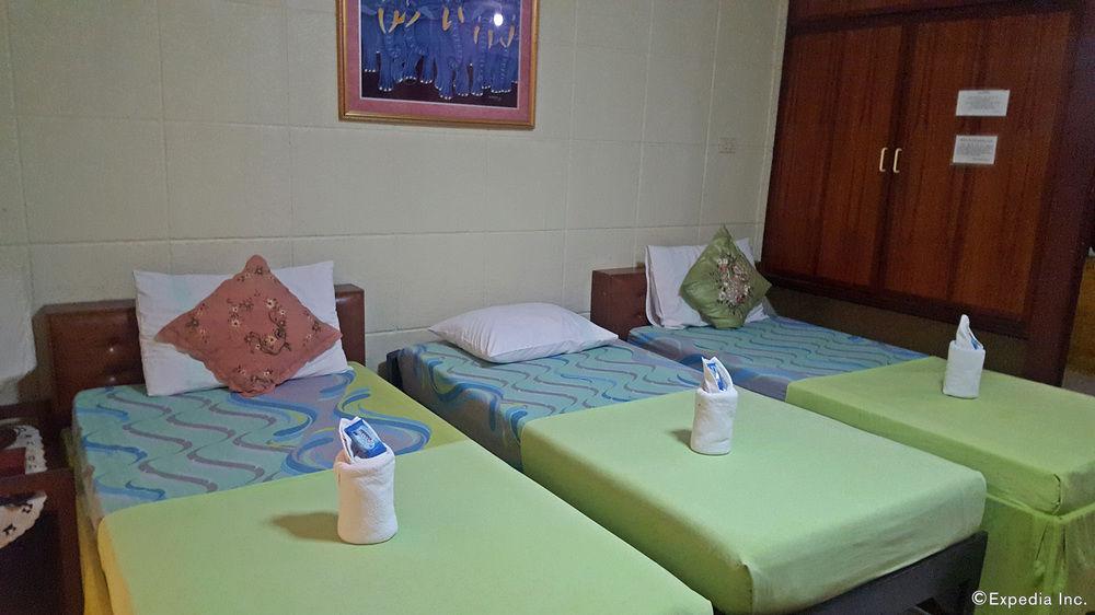 Palawan Village Hotel by OYO Rooms