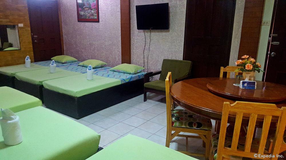 Palawan Village Hotel by OYO Rooms