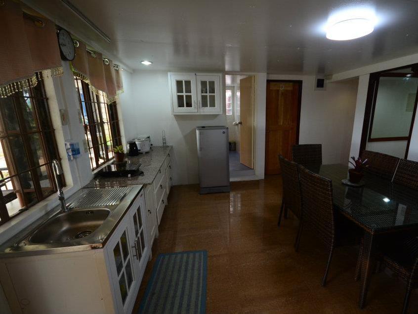 Puerto Bayview Inn - Hostel