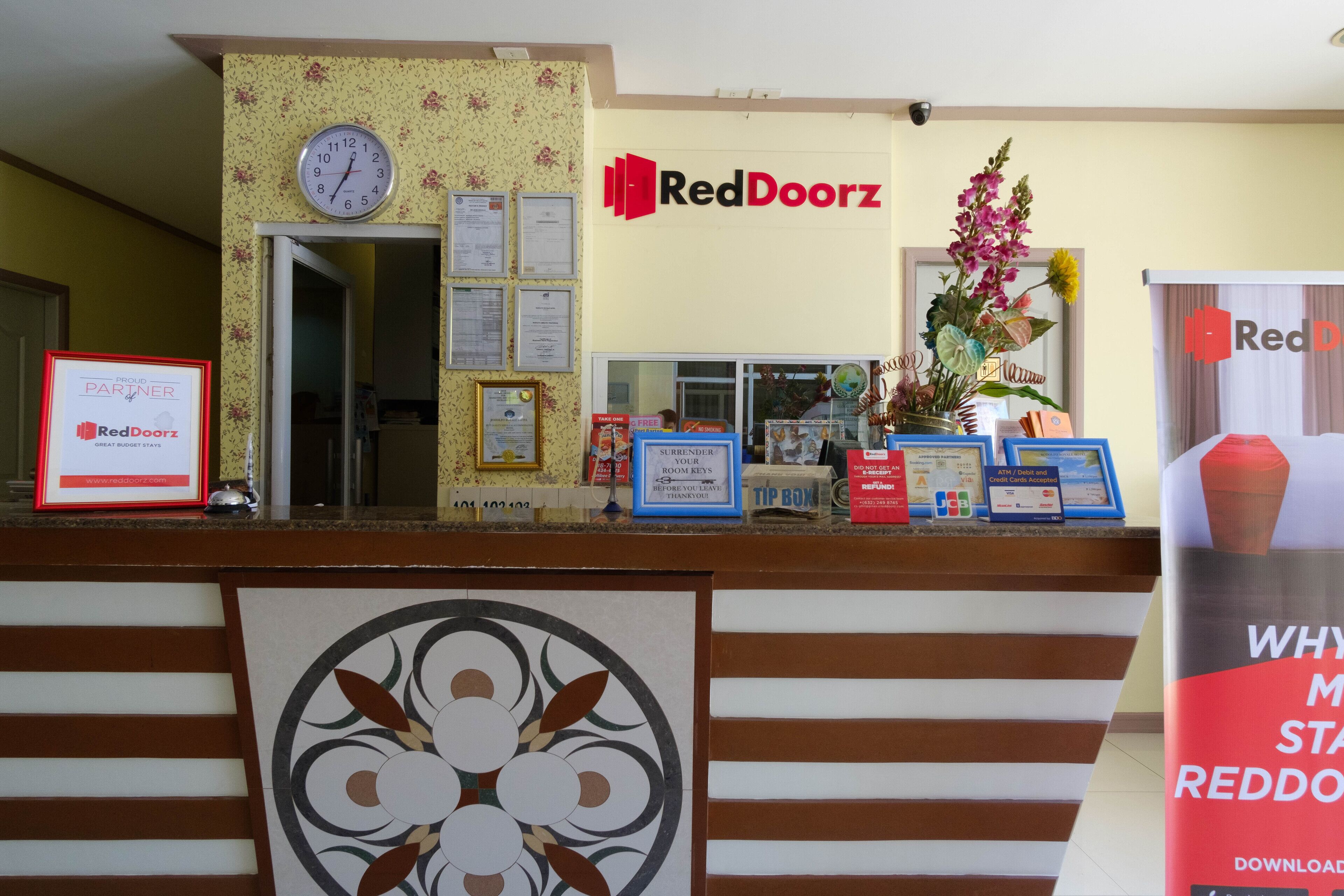 Rodolfo Royale Hotel by RedDoorz