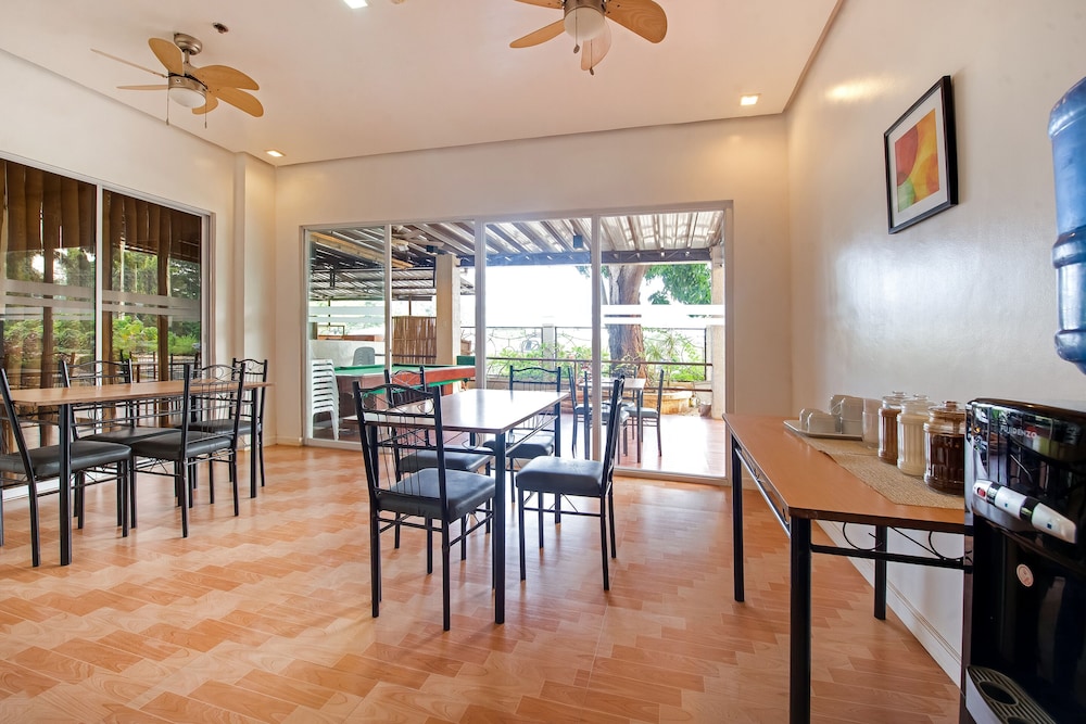 Royale Parc Hotel Puerto Princesa by OYO Rooms