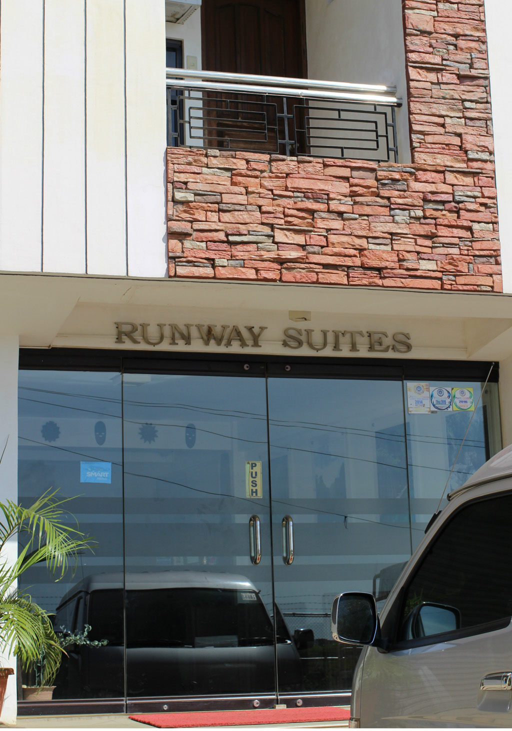 Runway Suites