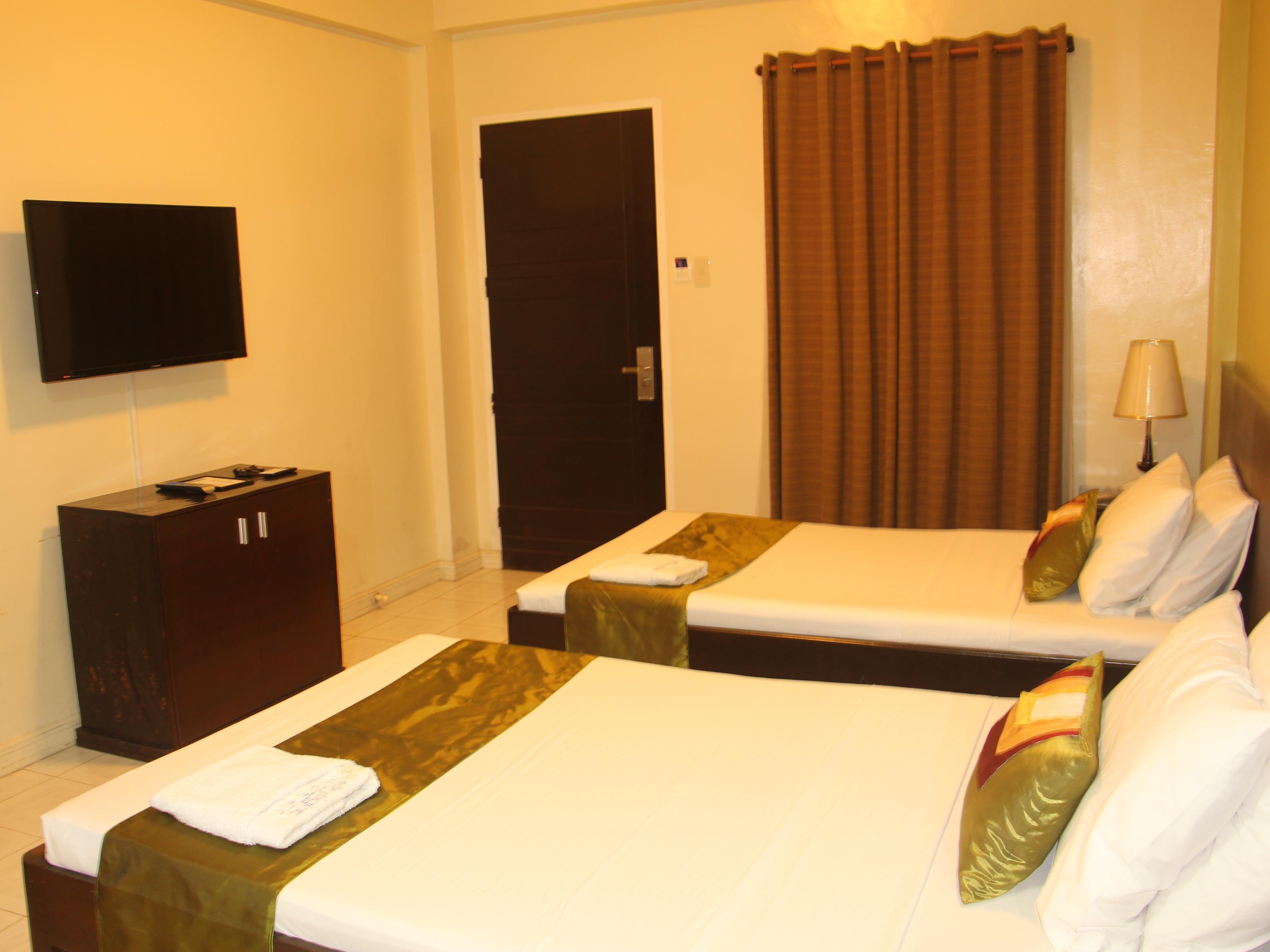 Skylight Hotel