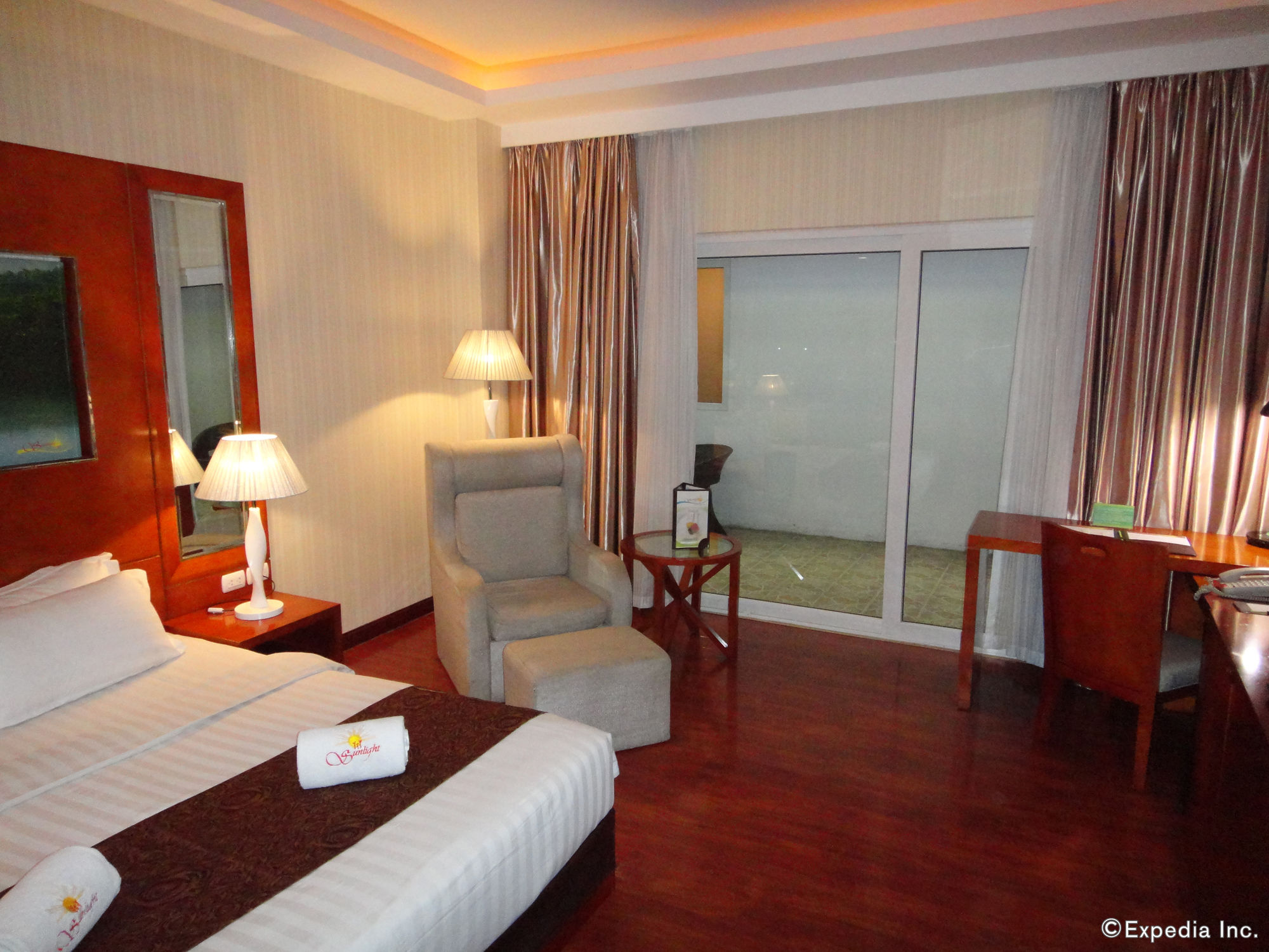 Sunlight Guest Hotel