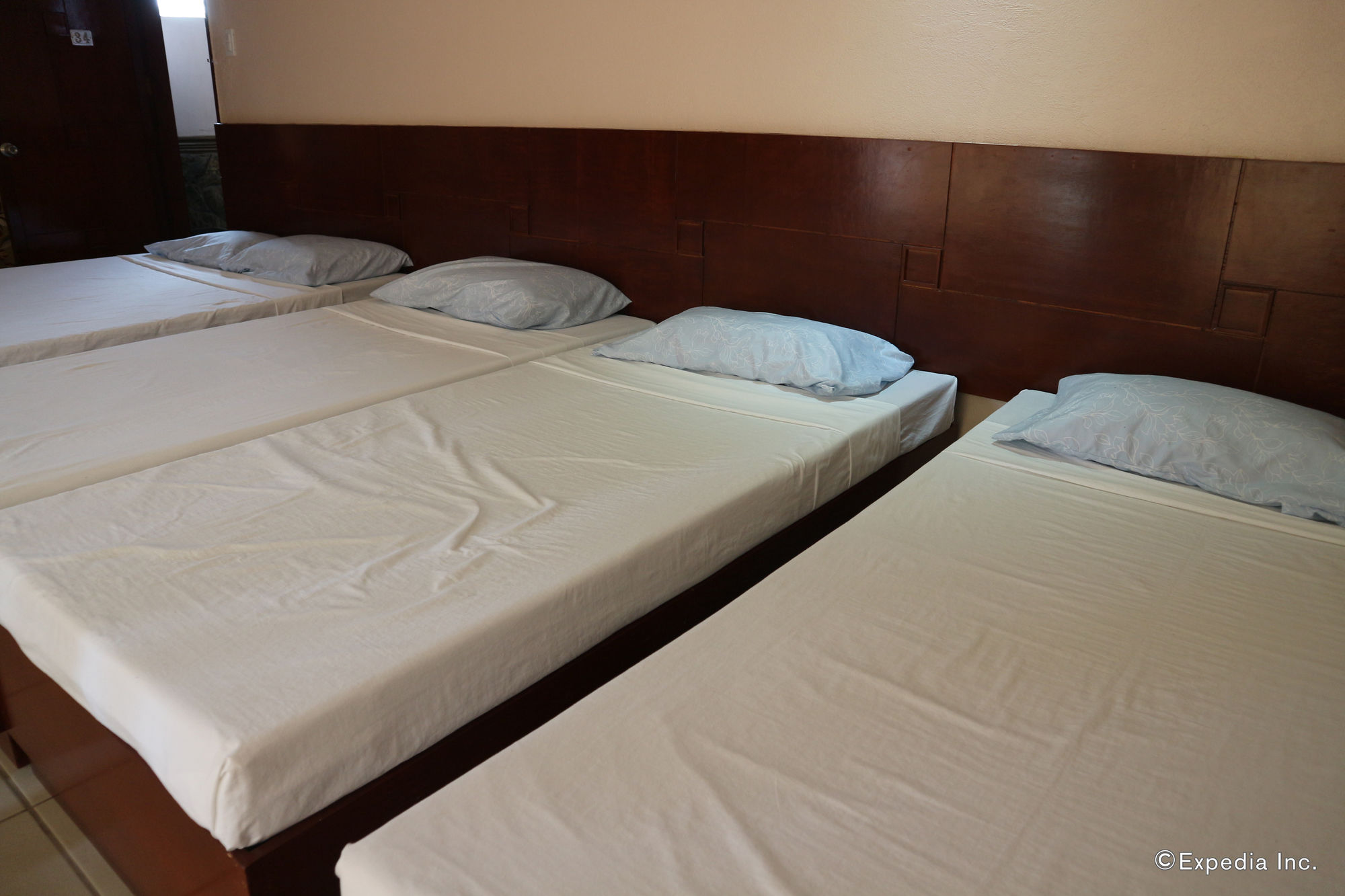 Tropical Sun Inn Palawan