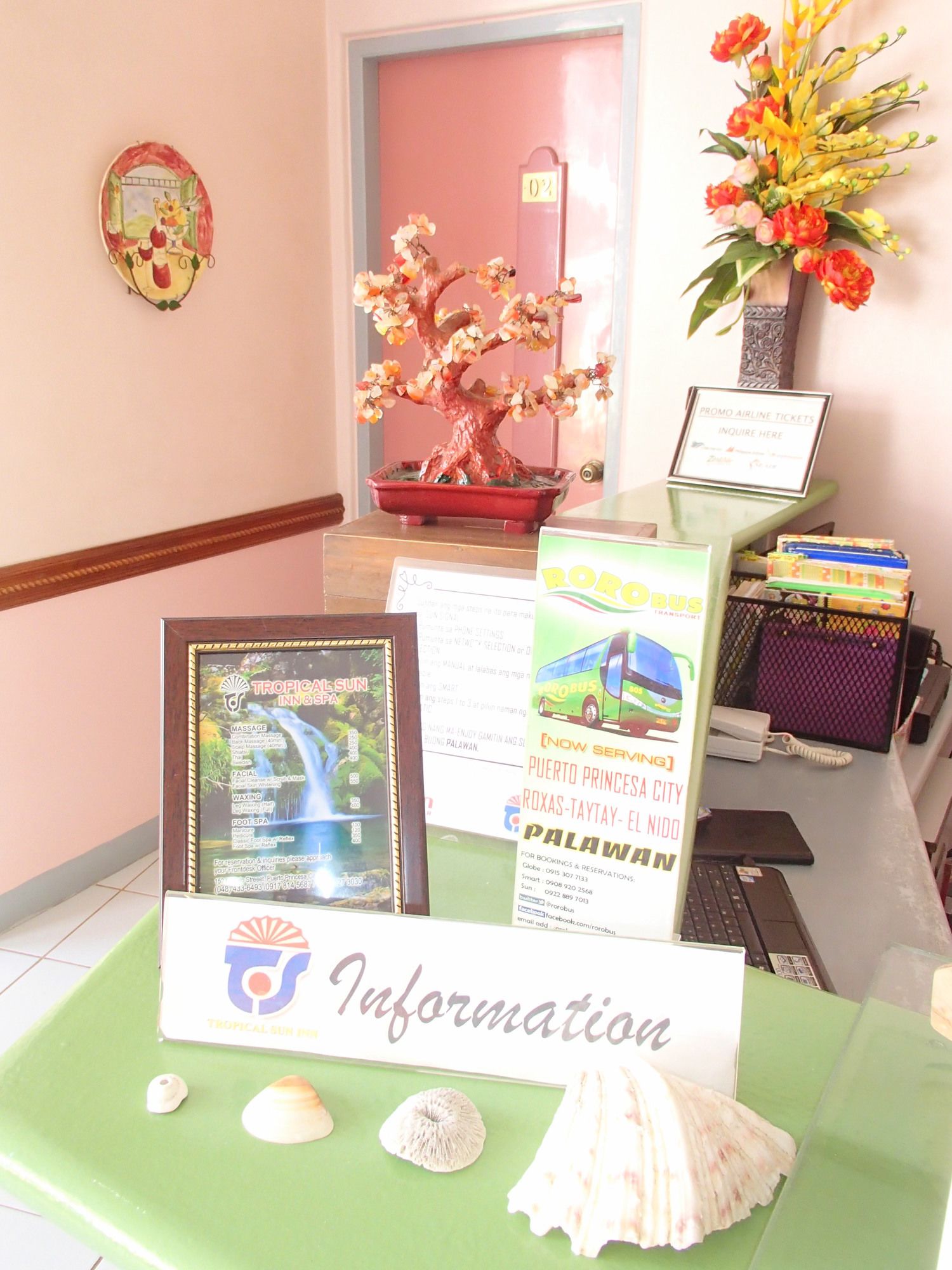 Tropical Sun Inn Palawan