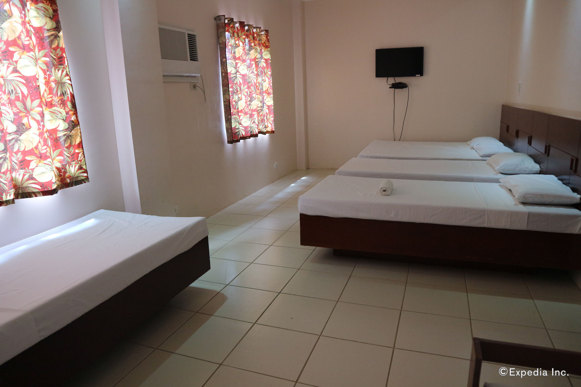 Tropical Sun Inn Palawan