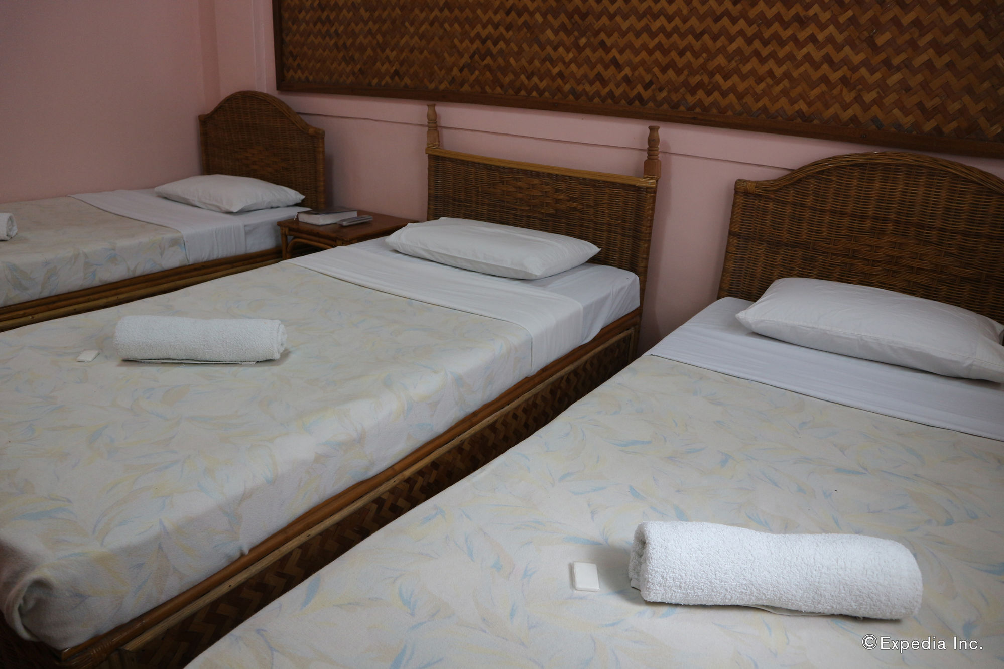 Tropical Sun Inn Palawan