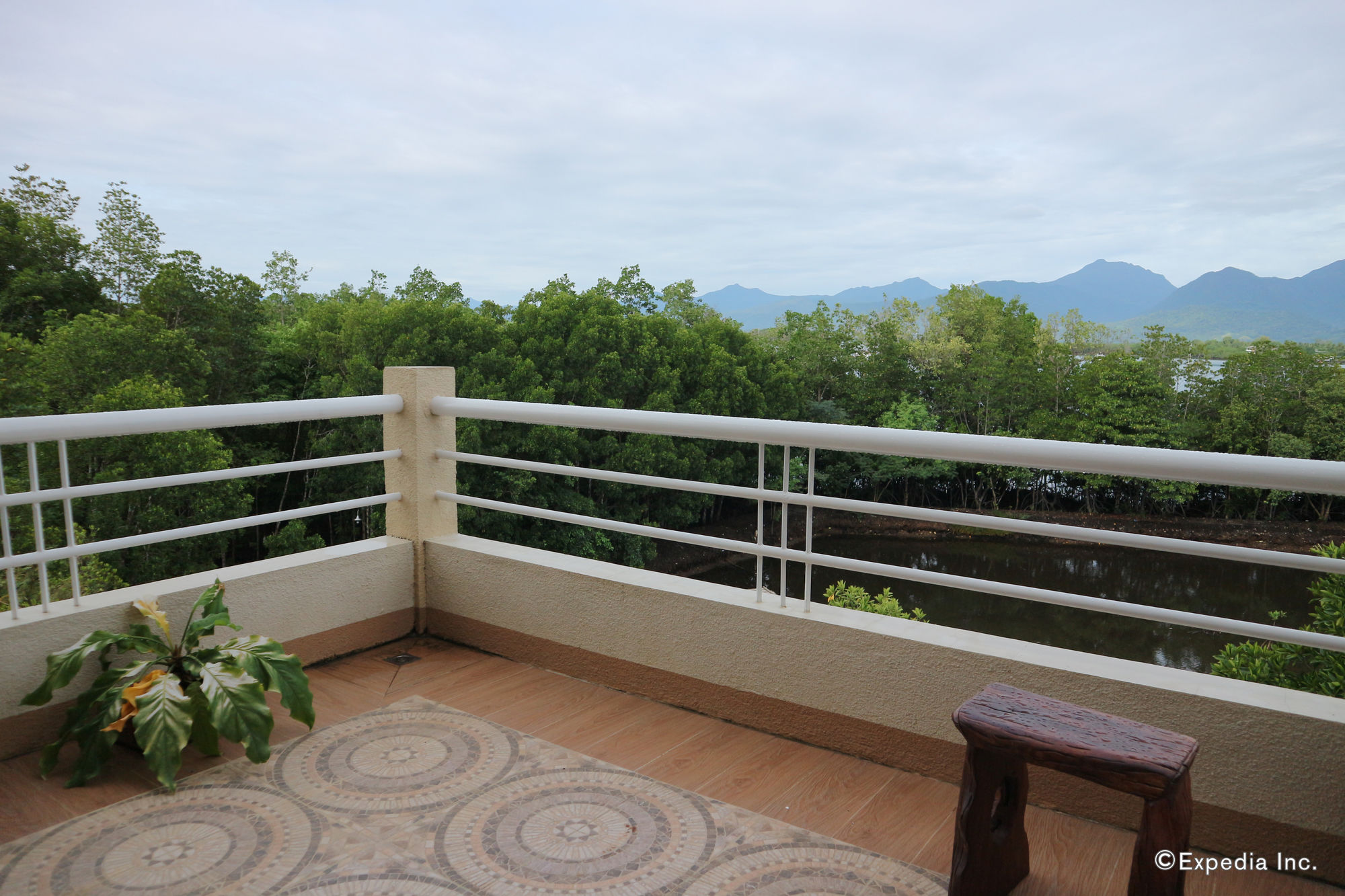 Villa de Sierra Vista