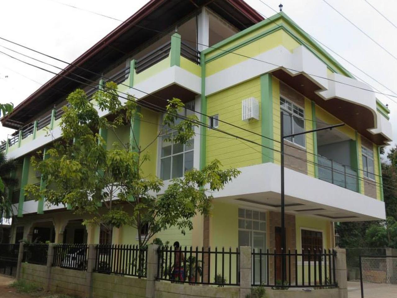Westville Tourist Inn