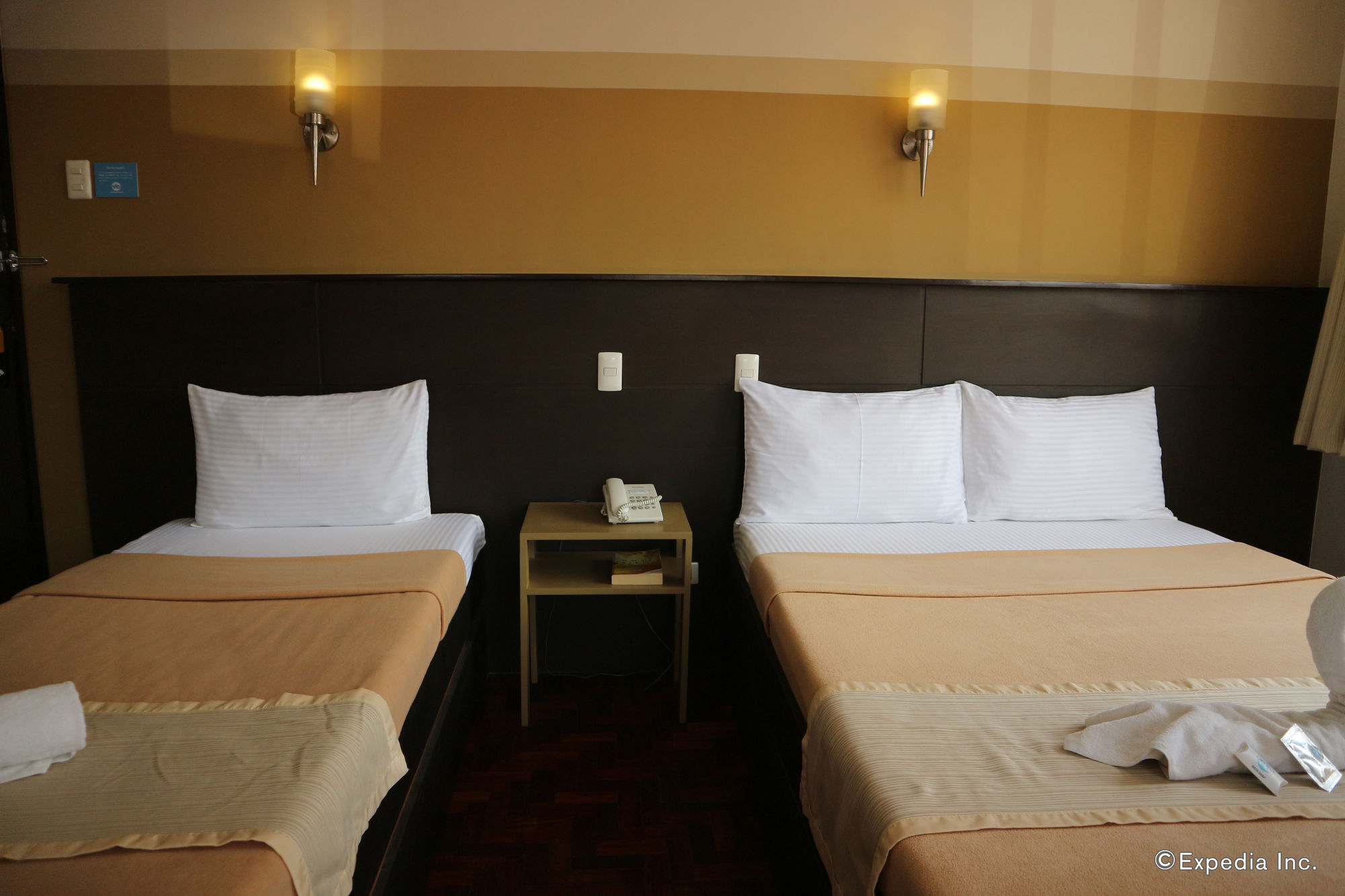 WE Travelers Inn