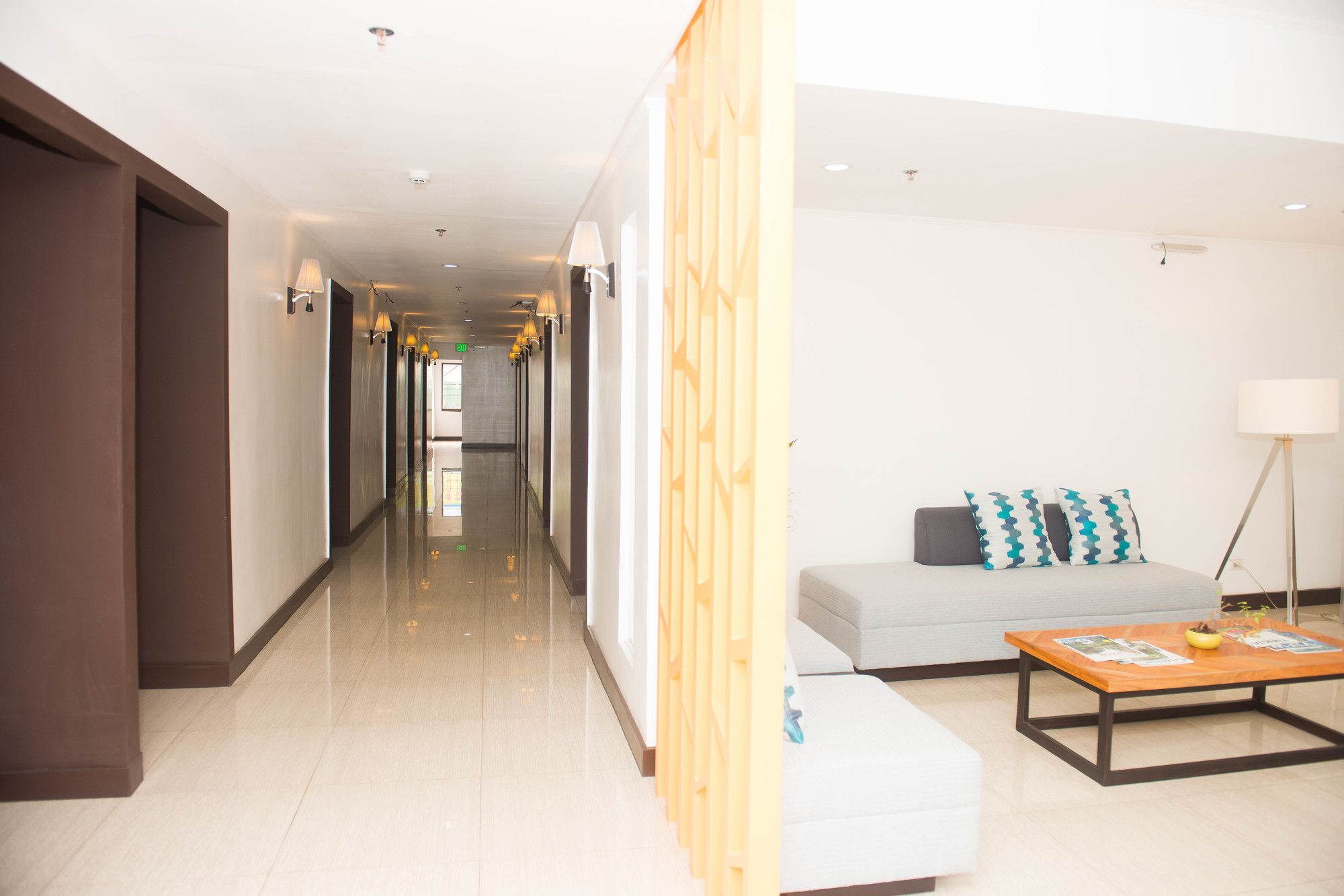 WE Travelers Inn