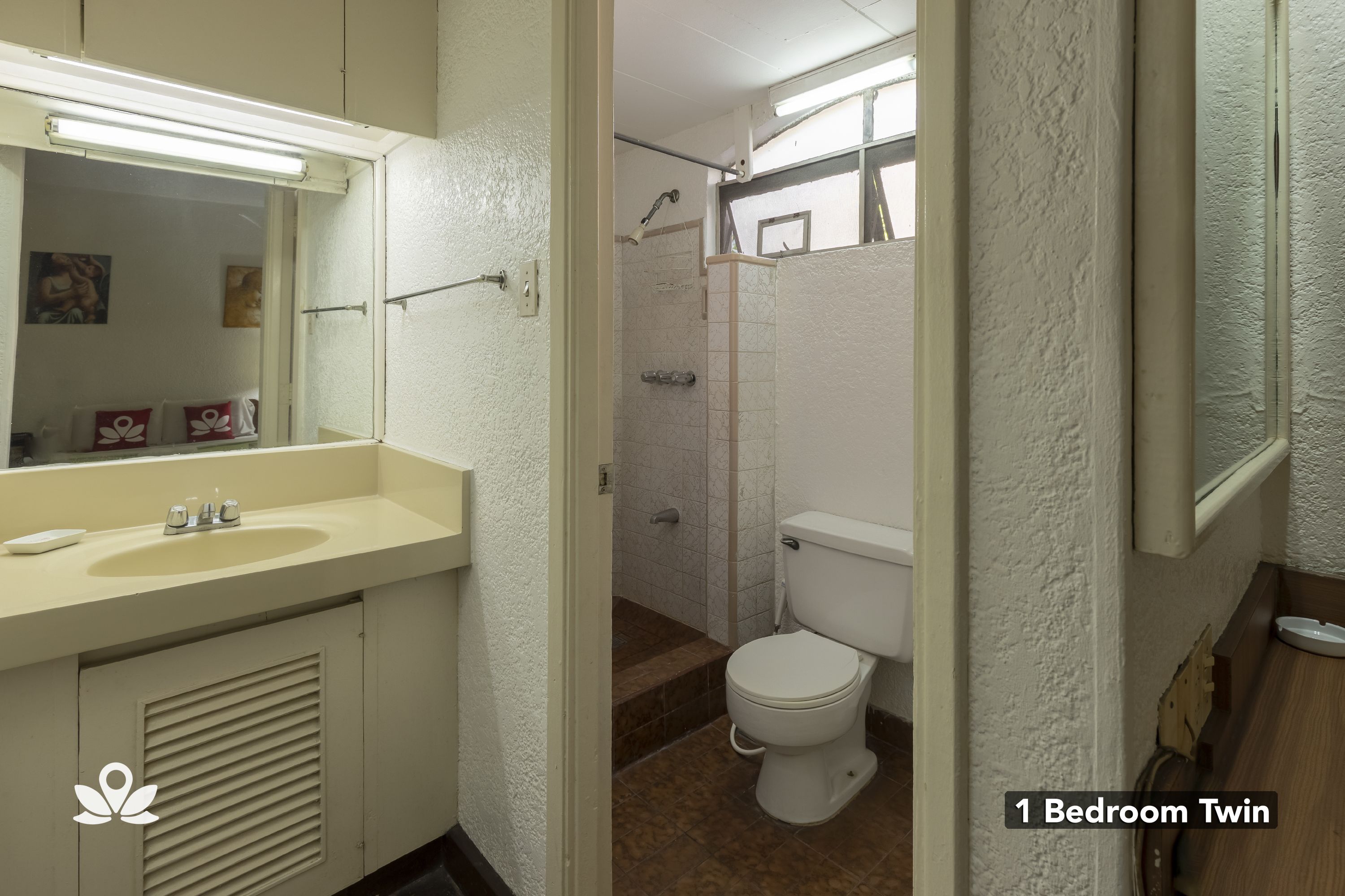 Broadway Court Apartelle 4th Street