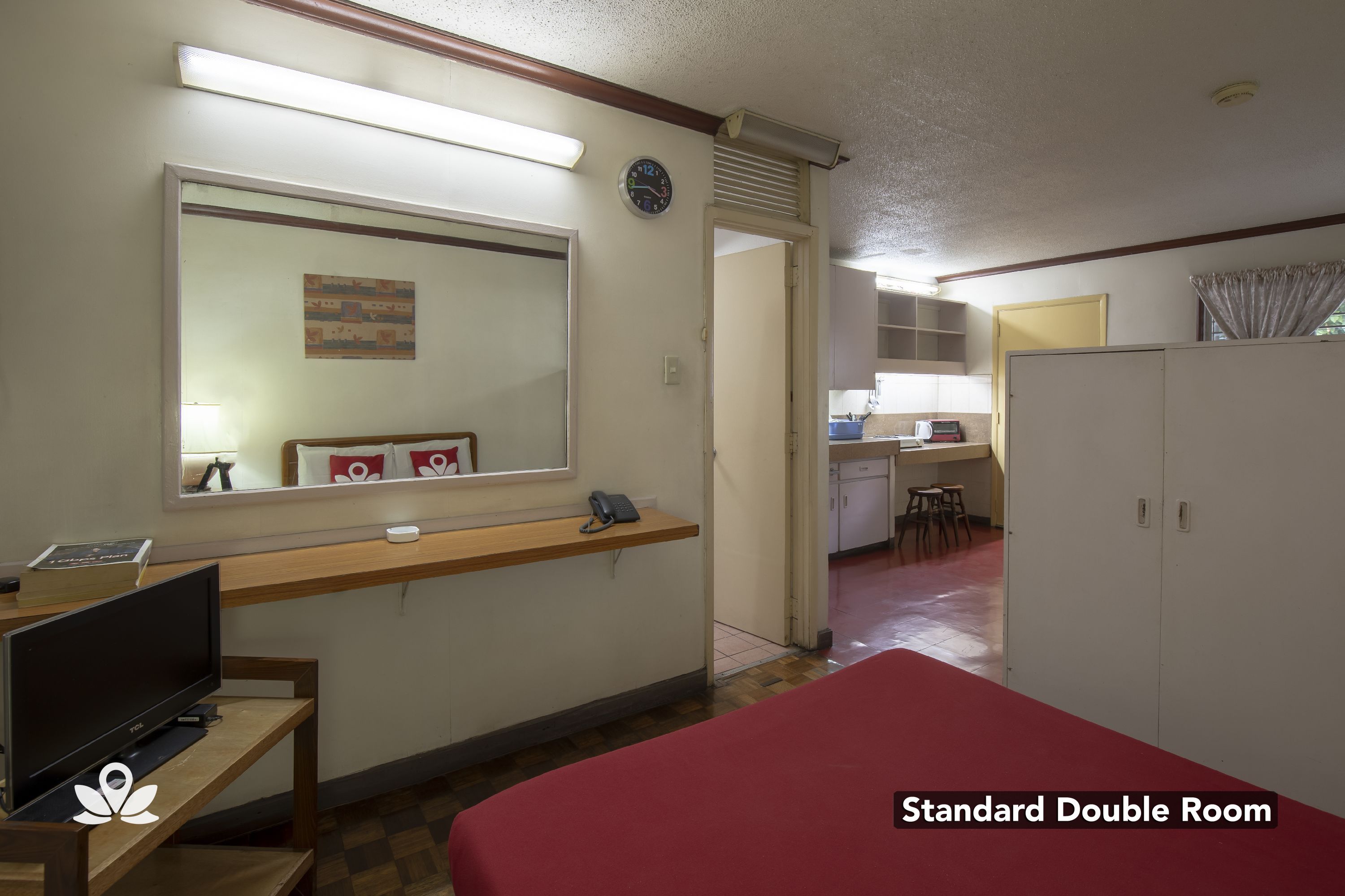 Broadway Court Apartelle 4th Street