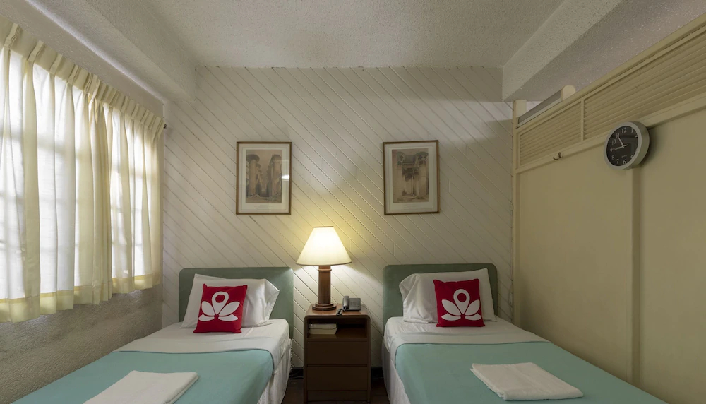 Broadway Court Apartelle by ZEN Rooms