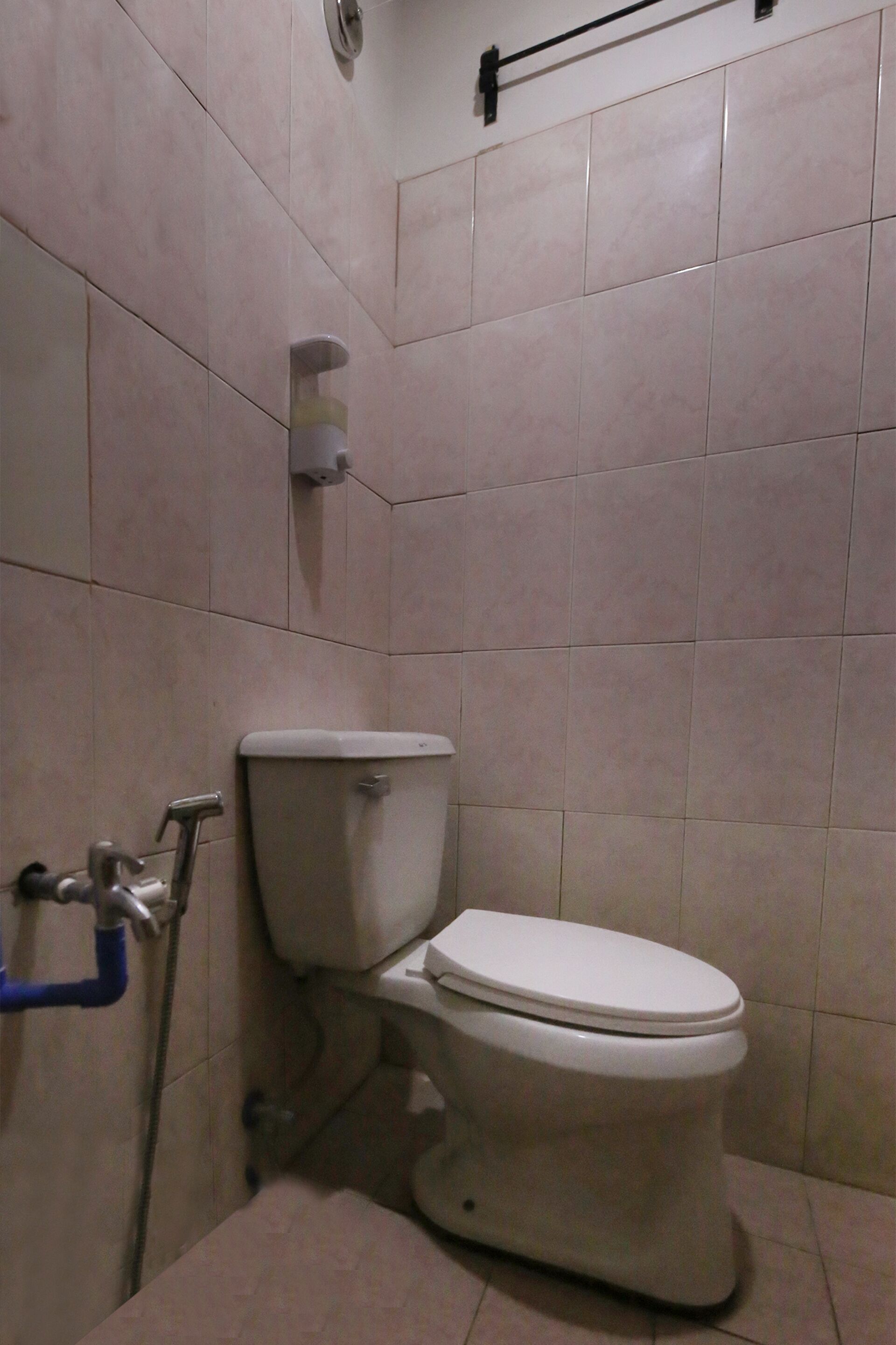 Busline Apartelle by Oyo Rooms
