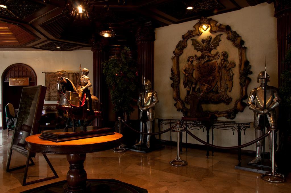 Camelot Hotel