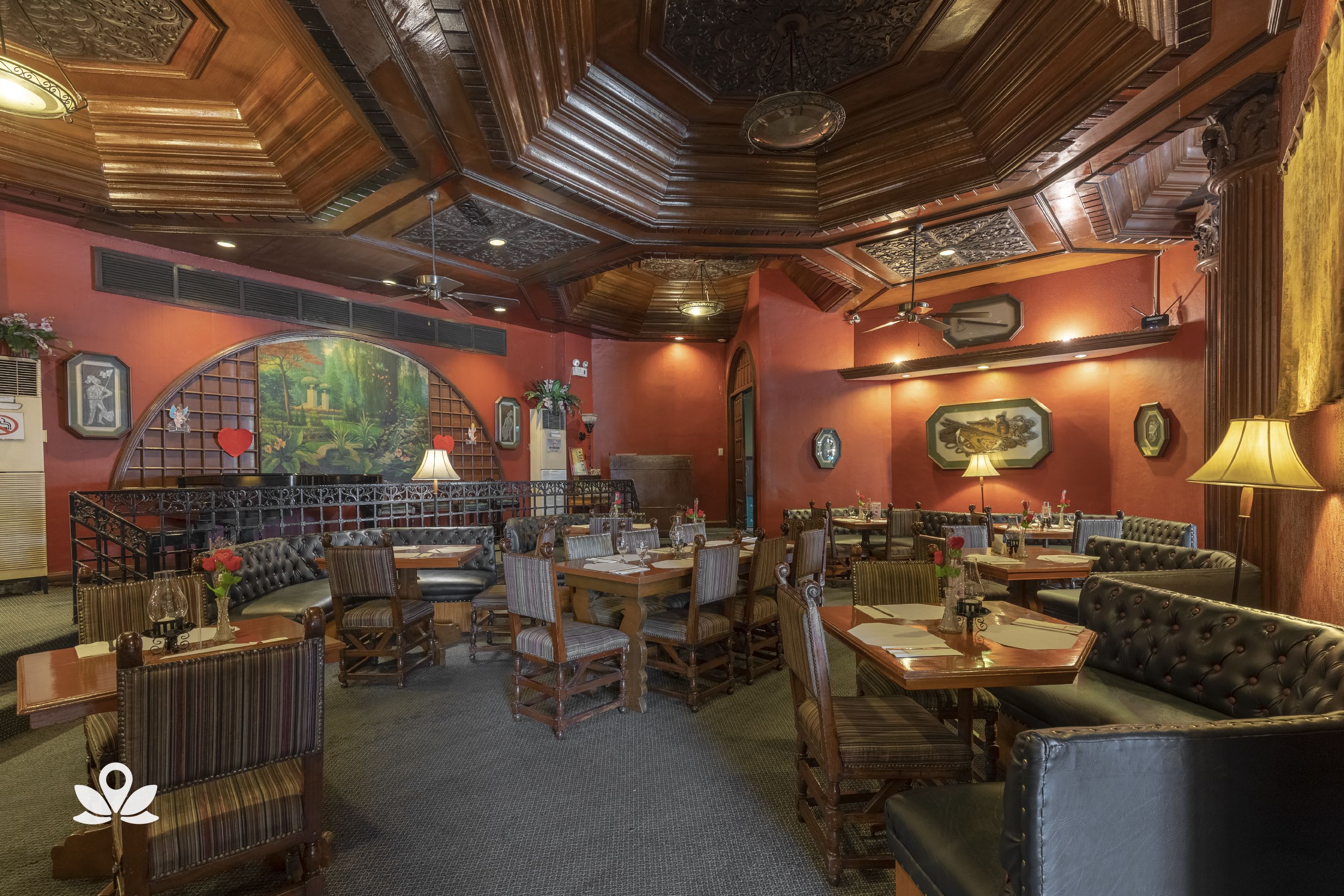 Camelot Hotel by ZEN Rooms