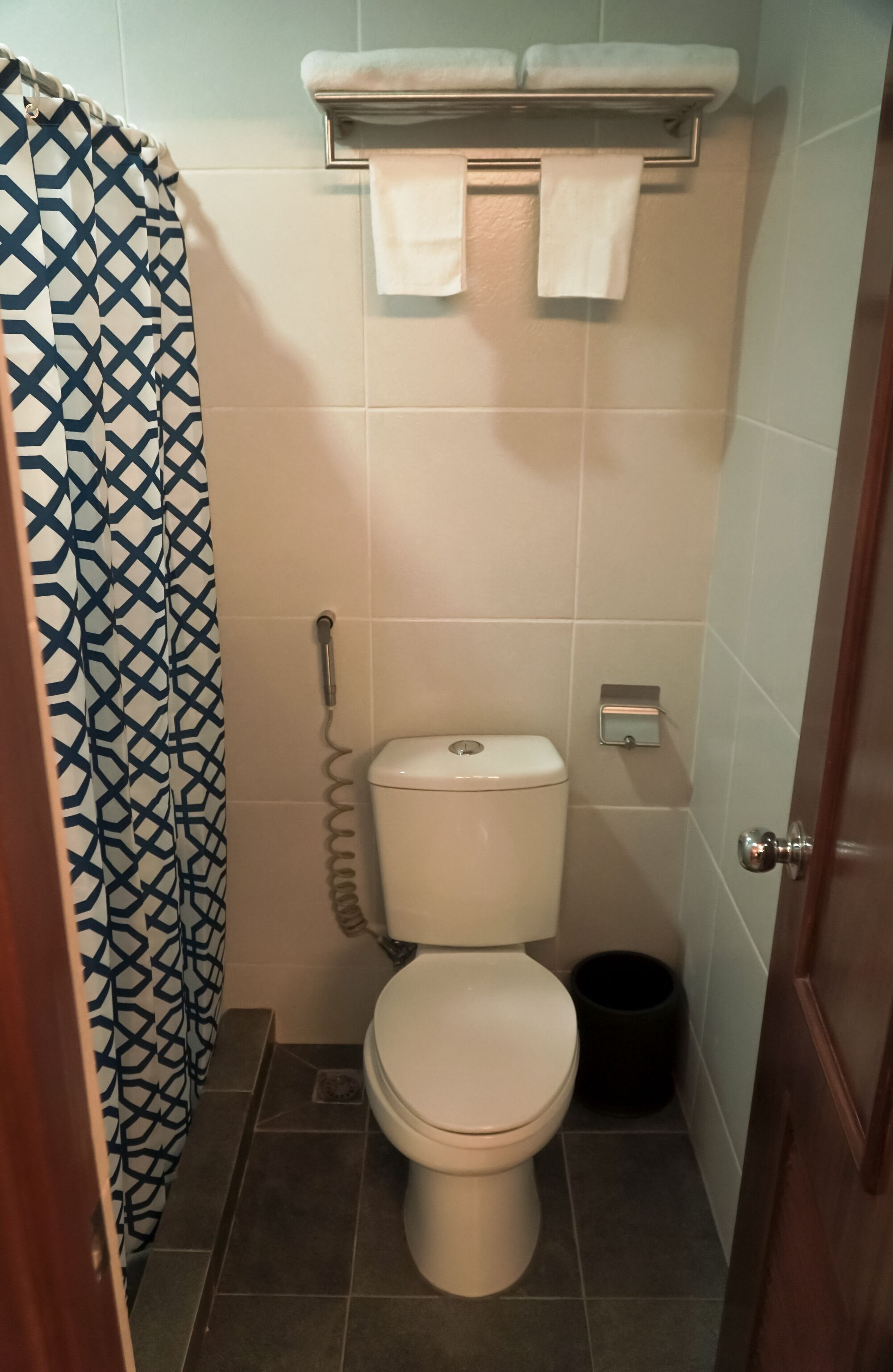 Capital O 887 M28 Hotel And Apartments
