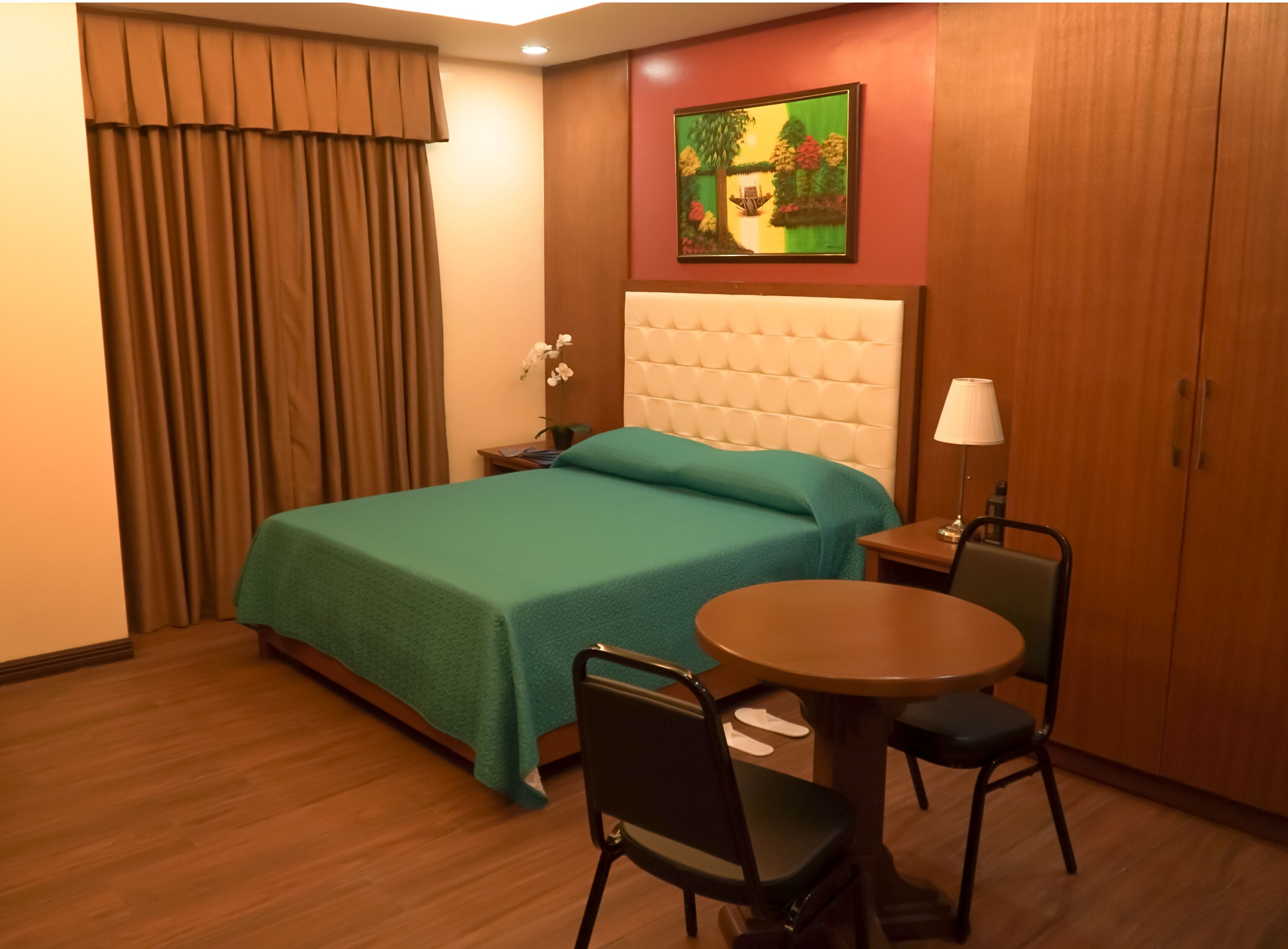 Capital O 887 M28 Hotel And Apartments