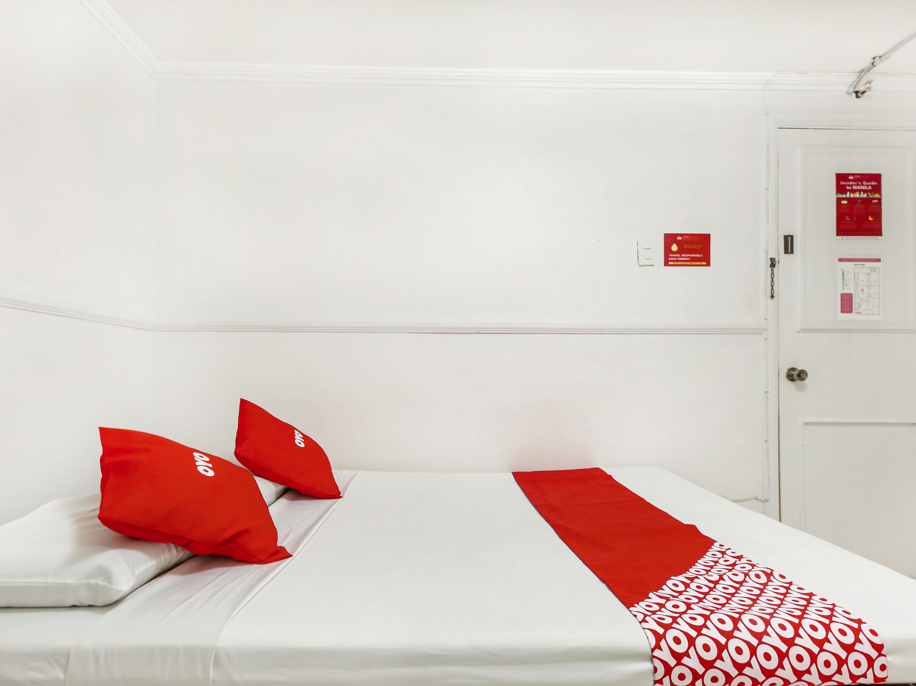 City Smiles Apartelle by OYO Rooms