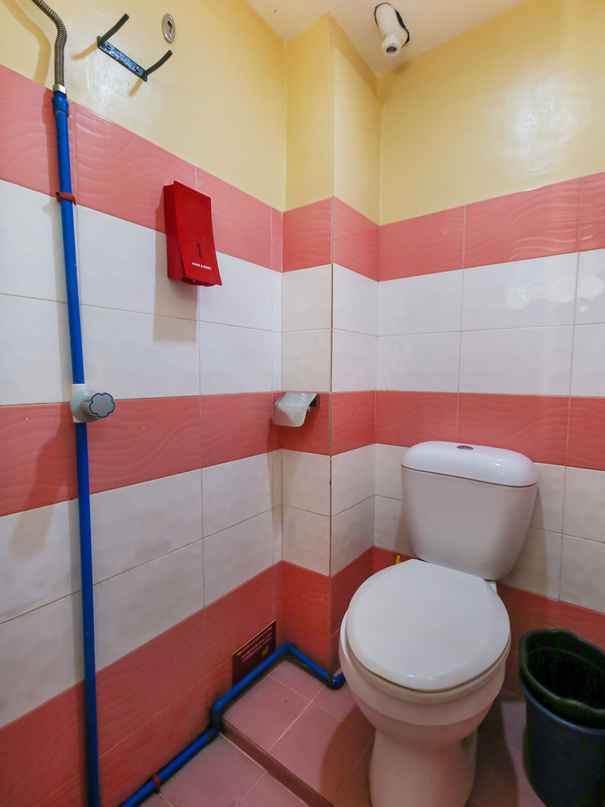 City Smiles Apartelle by OYO Rooms