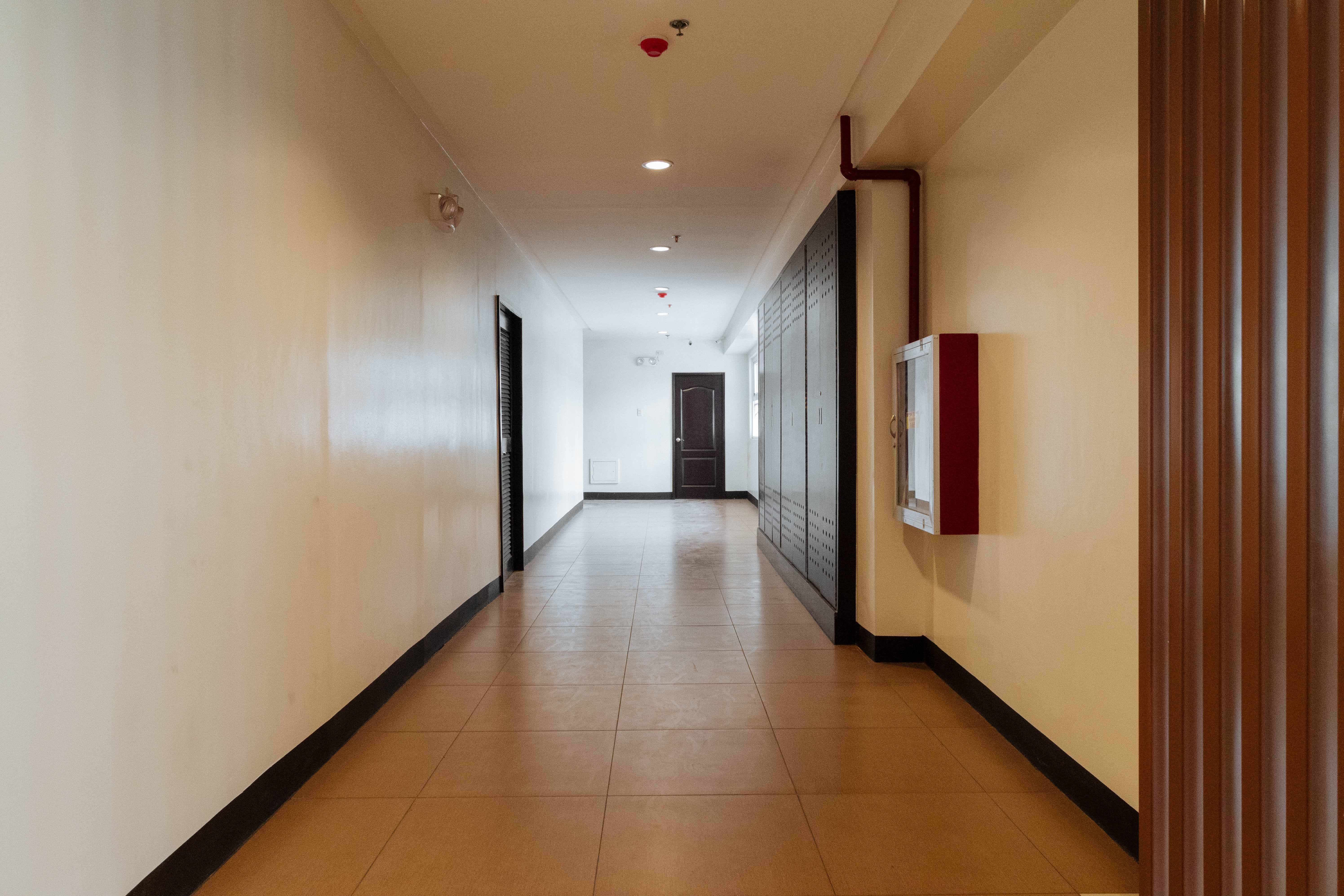 C Plaza Residences by RedDoorz