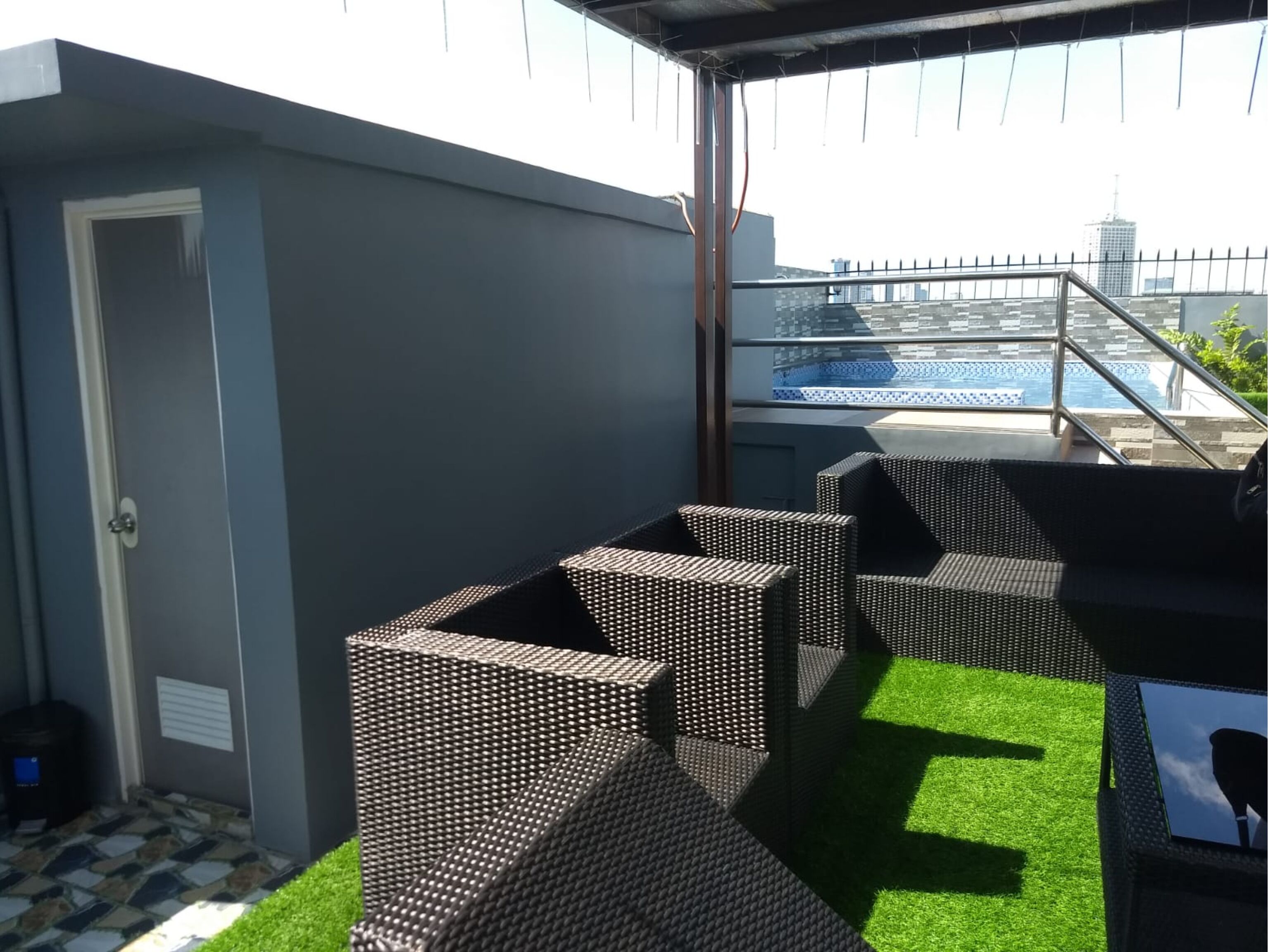 Dona Aurora Condotel by Oyo Rooms