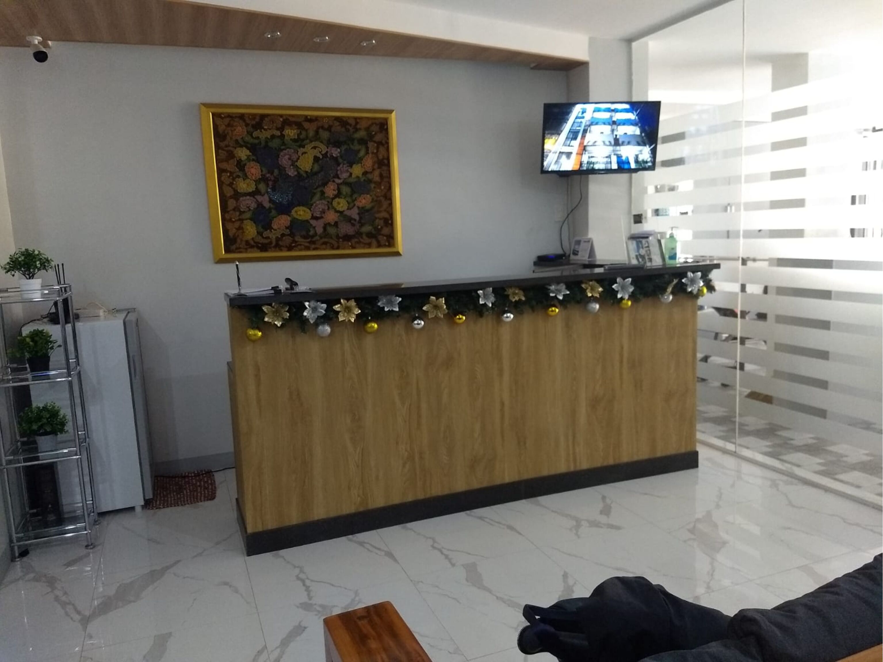 Dona Aurora Condotel by Oyo Rooms