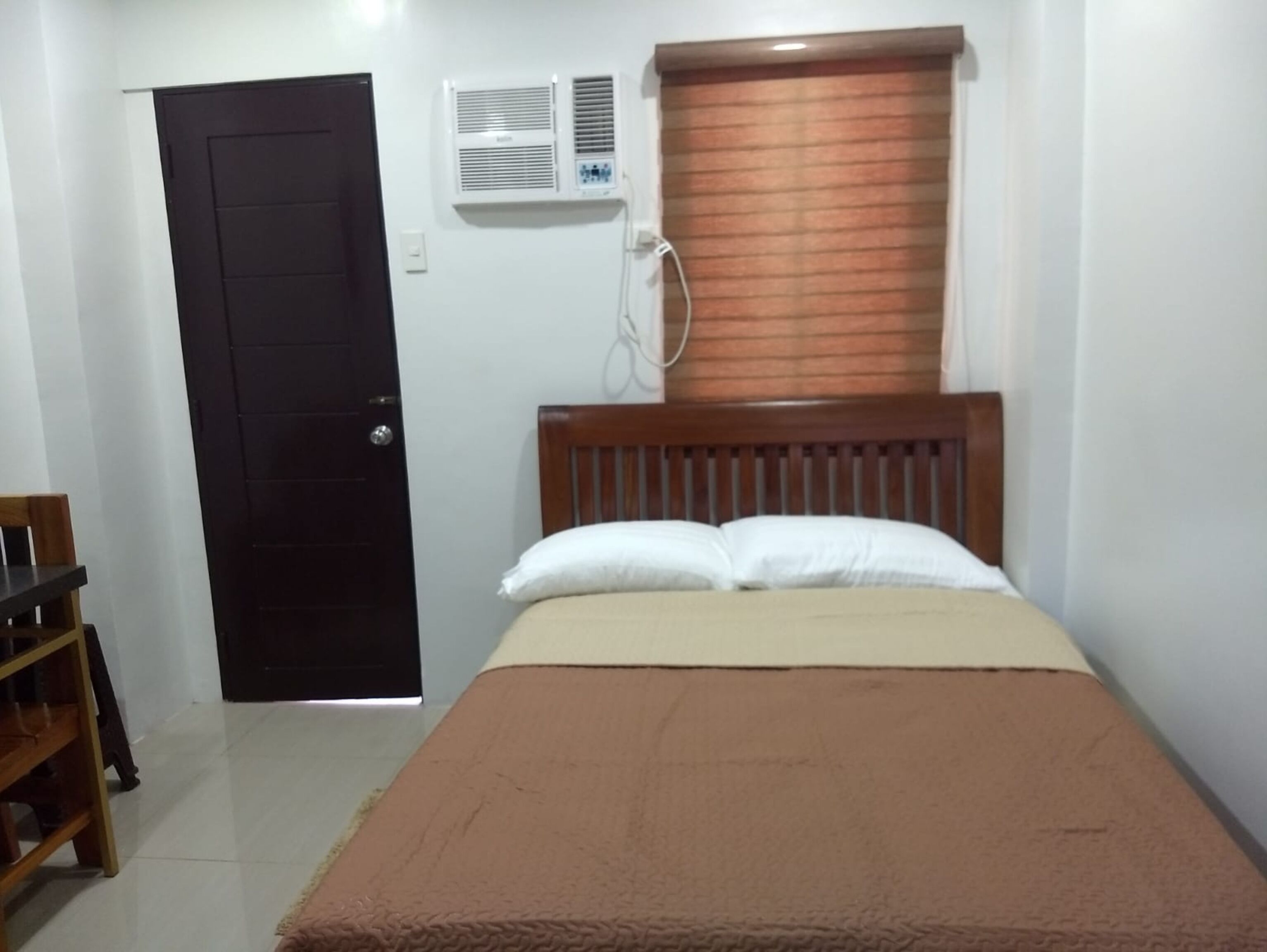 Dona Aurora Condotel by Oyo Rooms
