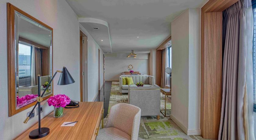 Eastwood Richmonde