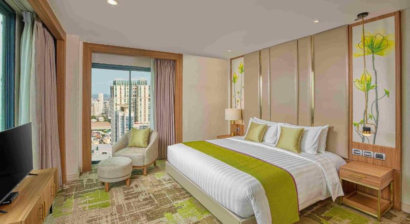 Eastwood Richmonde