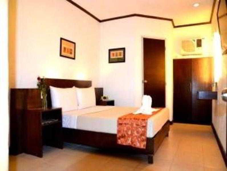 Fern Garden Suites