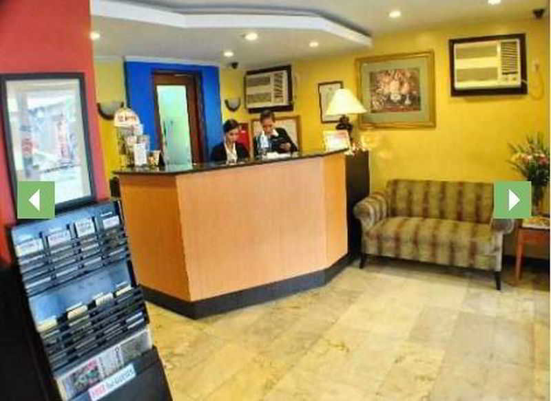 OYO 406 Royal Parc Inn & Suites