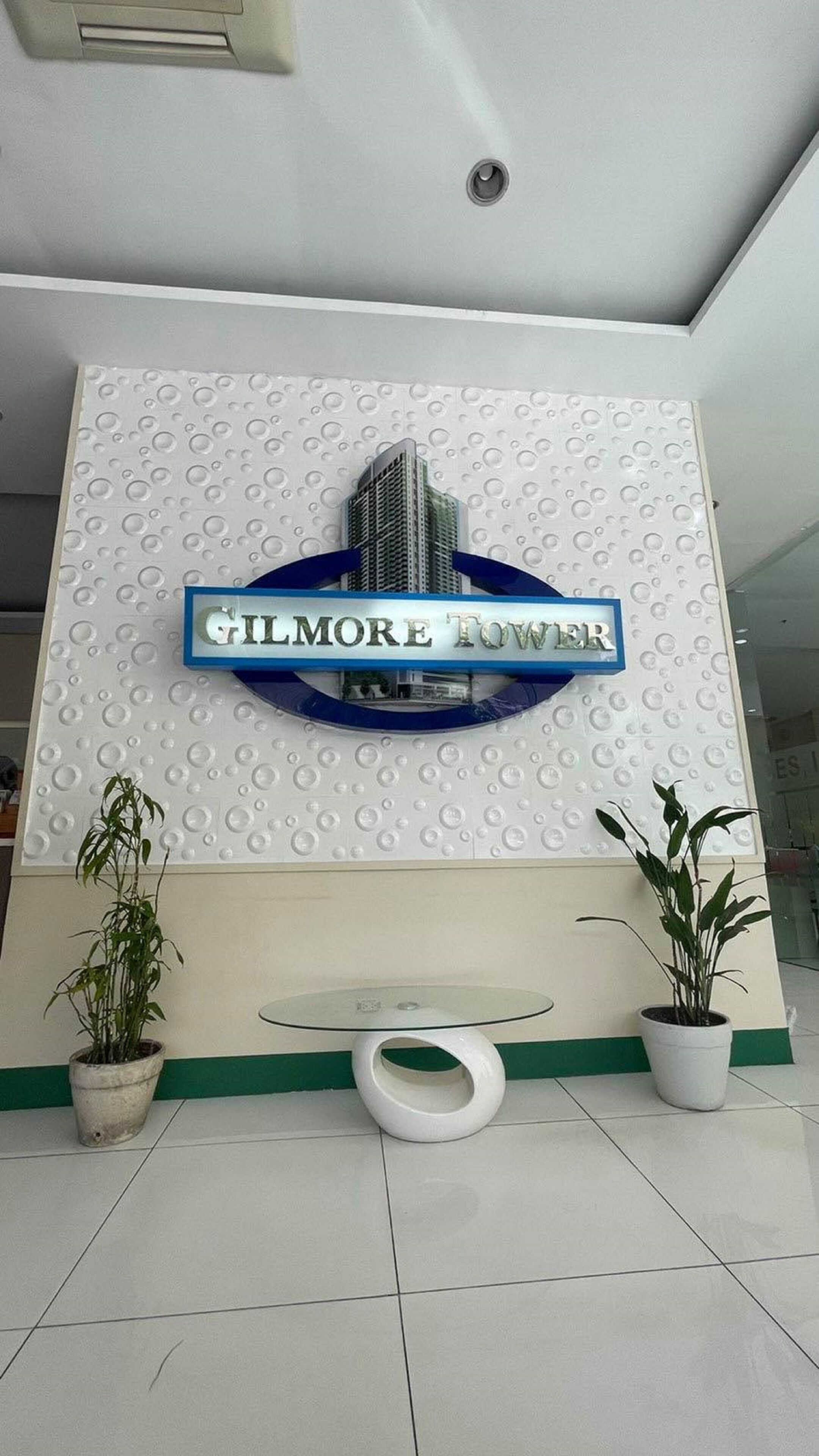Gilmore Tower Suites By SMS Hospitality
