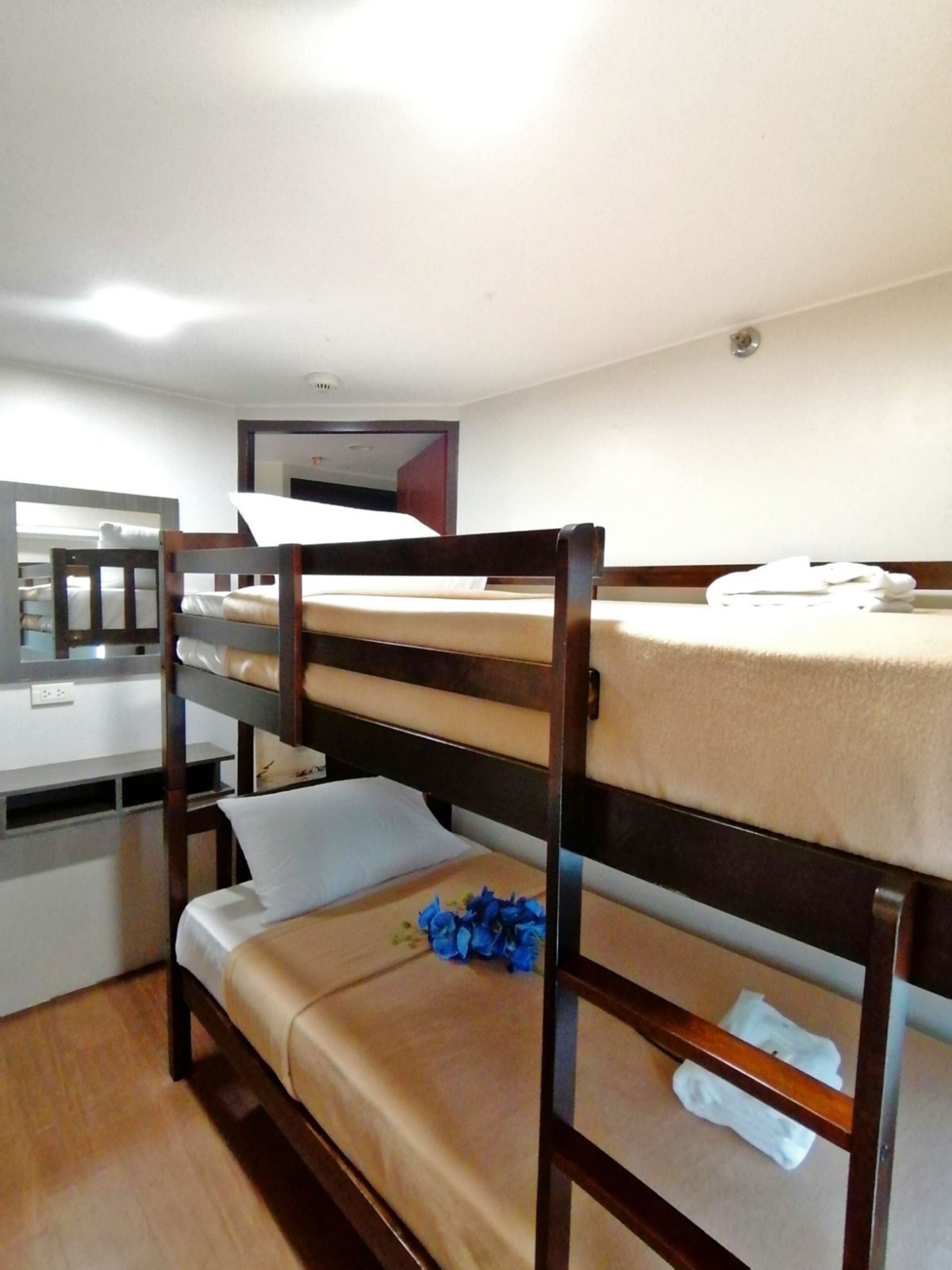 Gilmore Tower Suites By SMS Hospitality