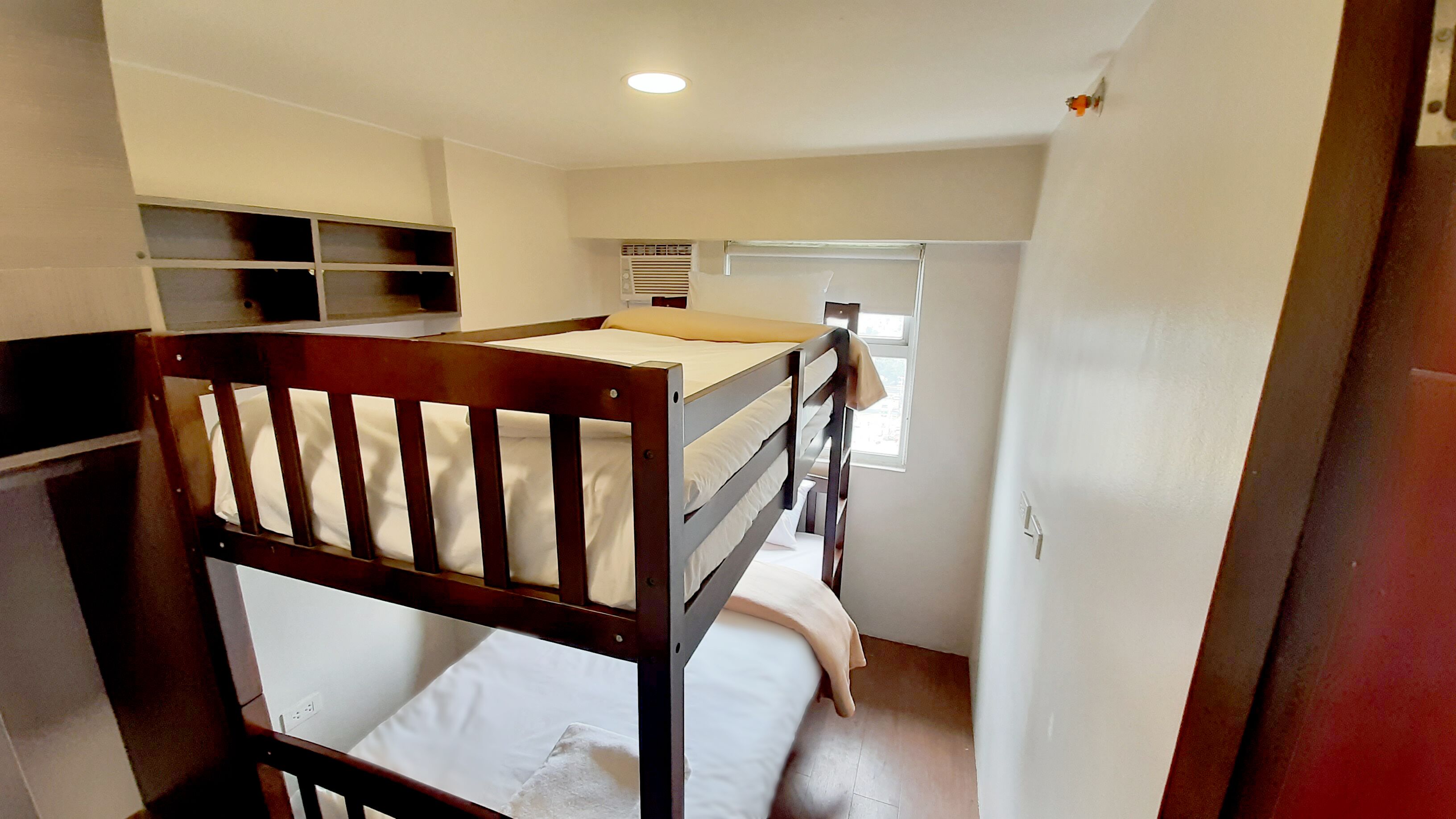 Gilmore Tower Suites By SMS Hospitality