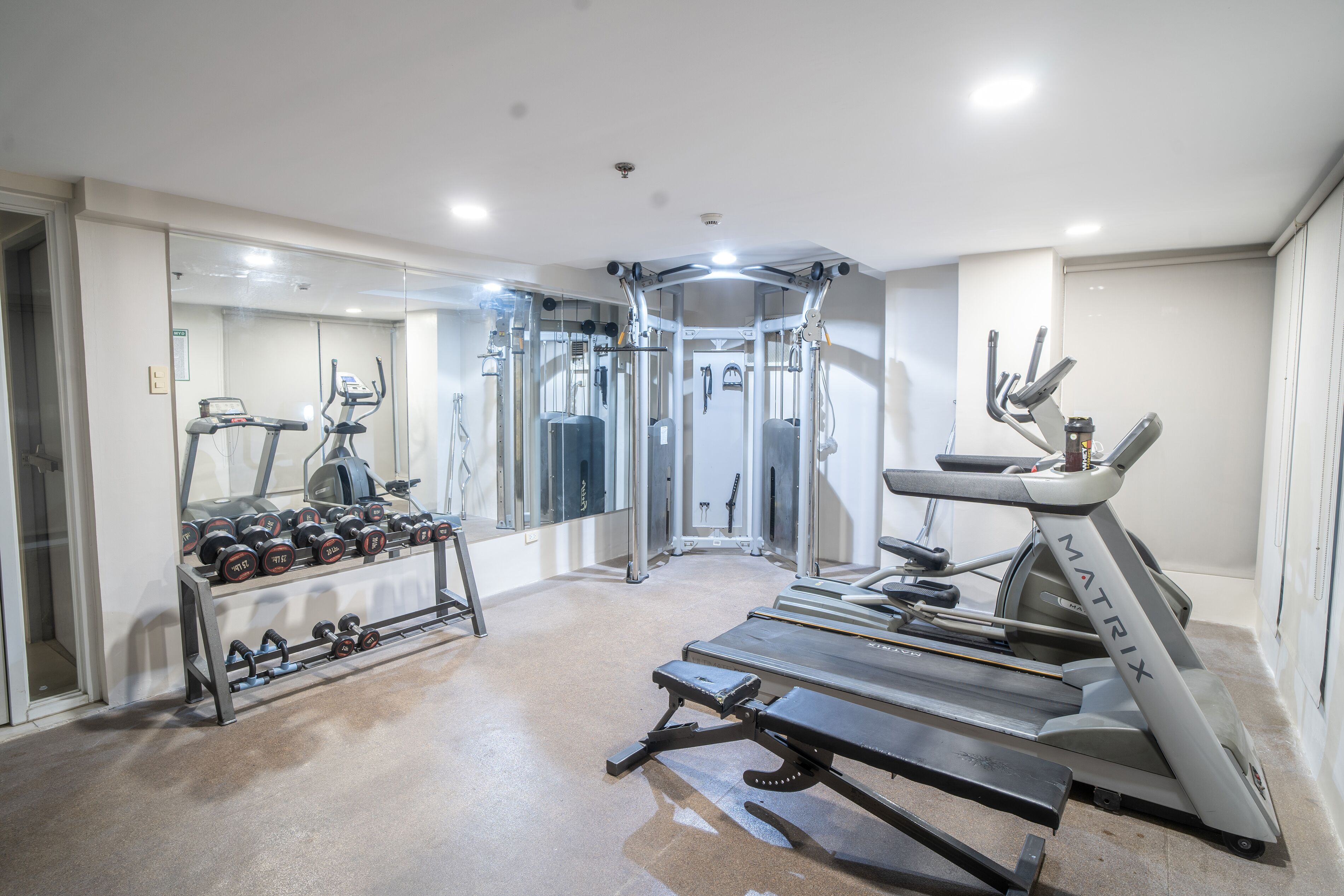 Gilmore Tower Suites By SMS Hospitality
