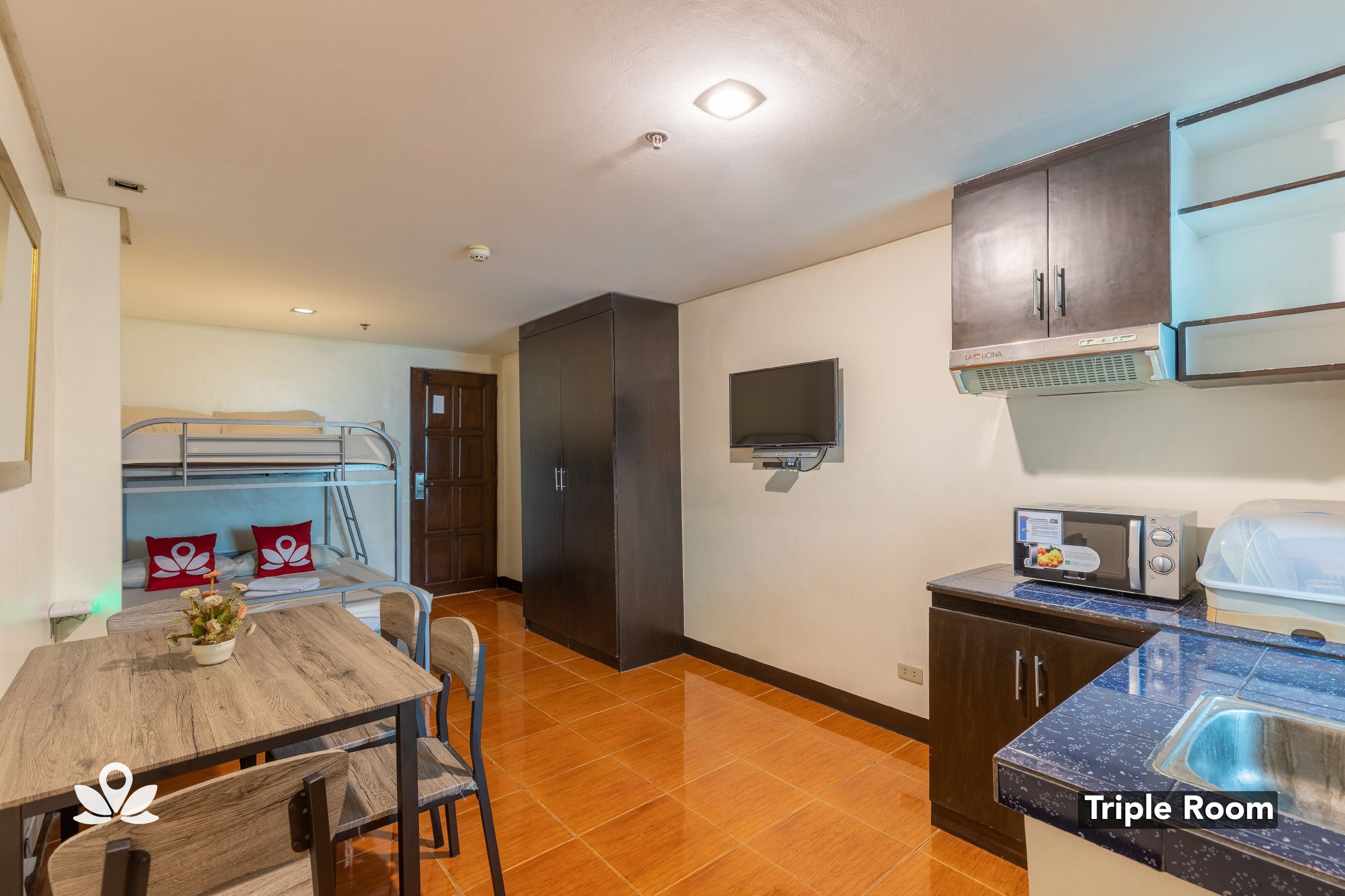 Haeinsa Condotel by ZEN Rooms
