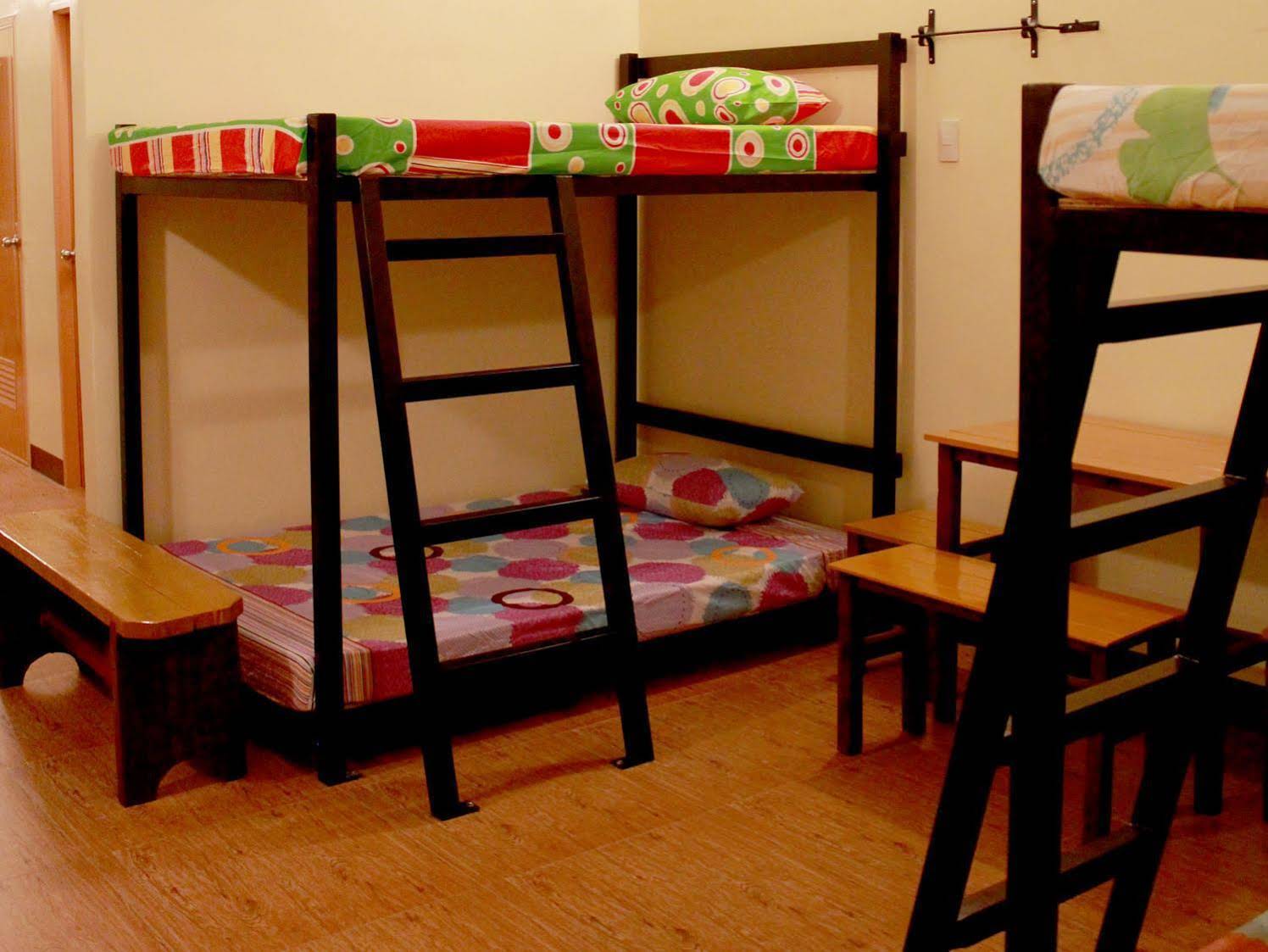 Happy Turtle Hostel