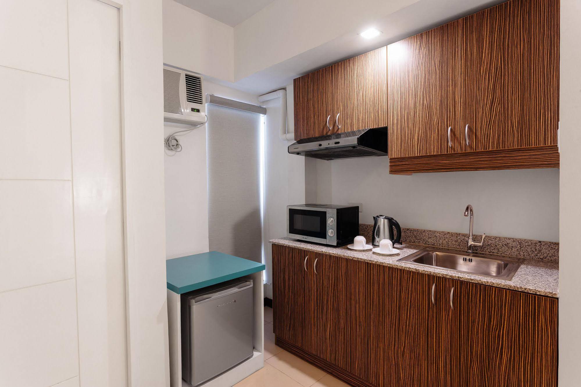 H Hotels Metro North Uno
