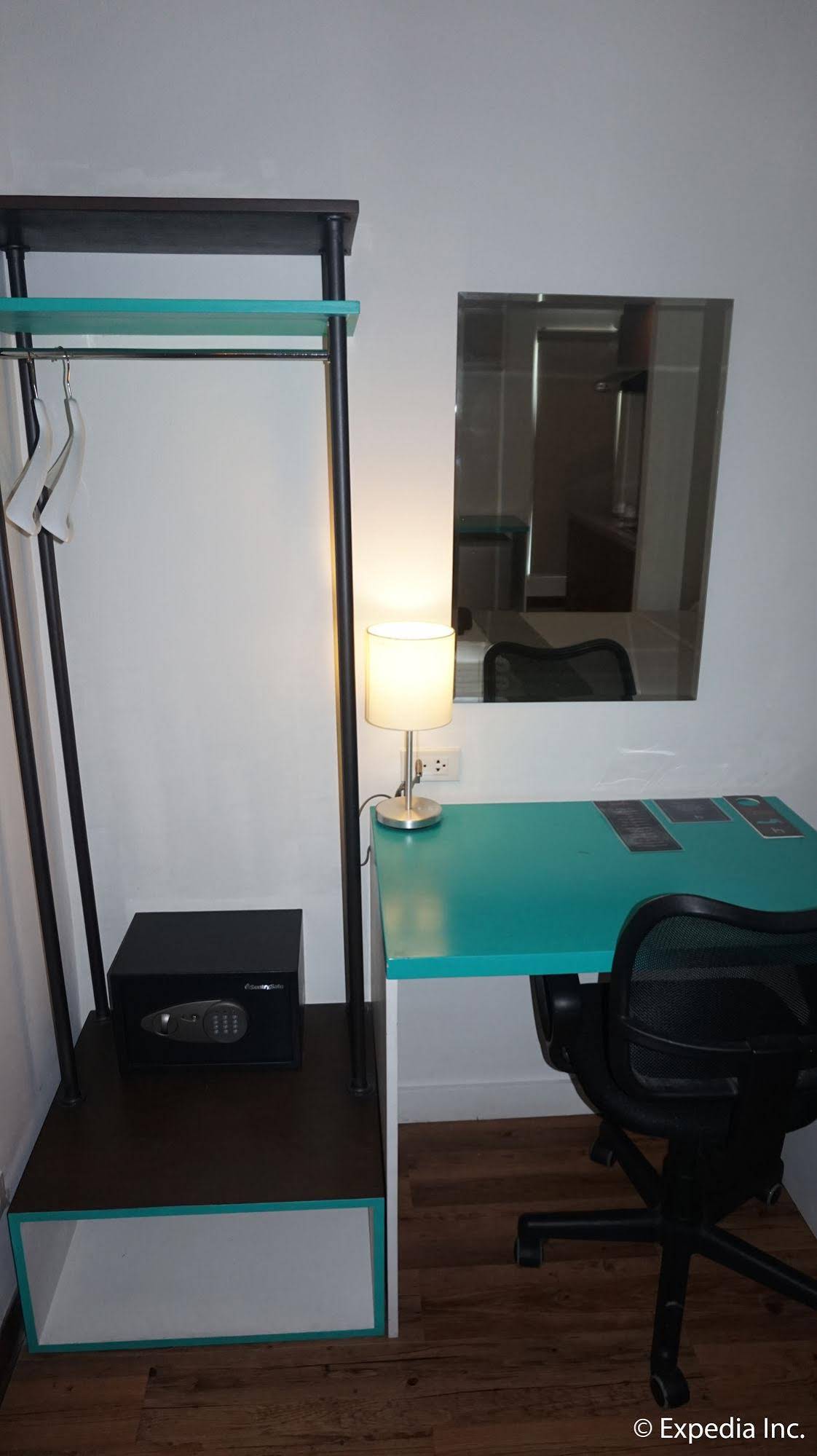 H Hotels Metro North Uno
