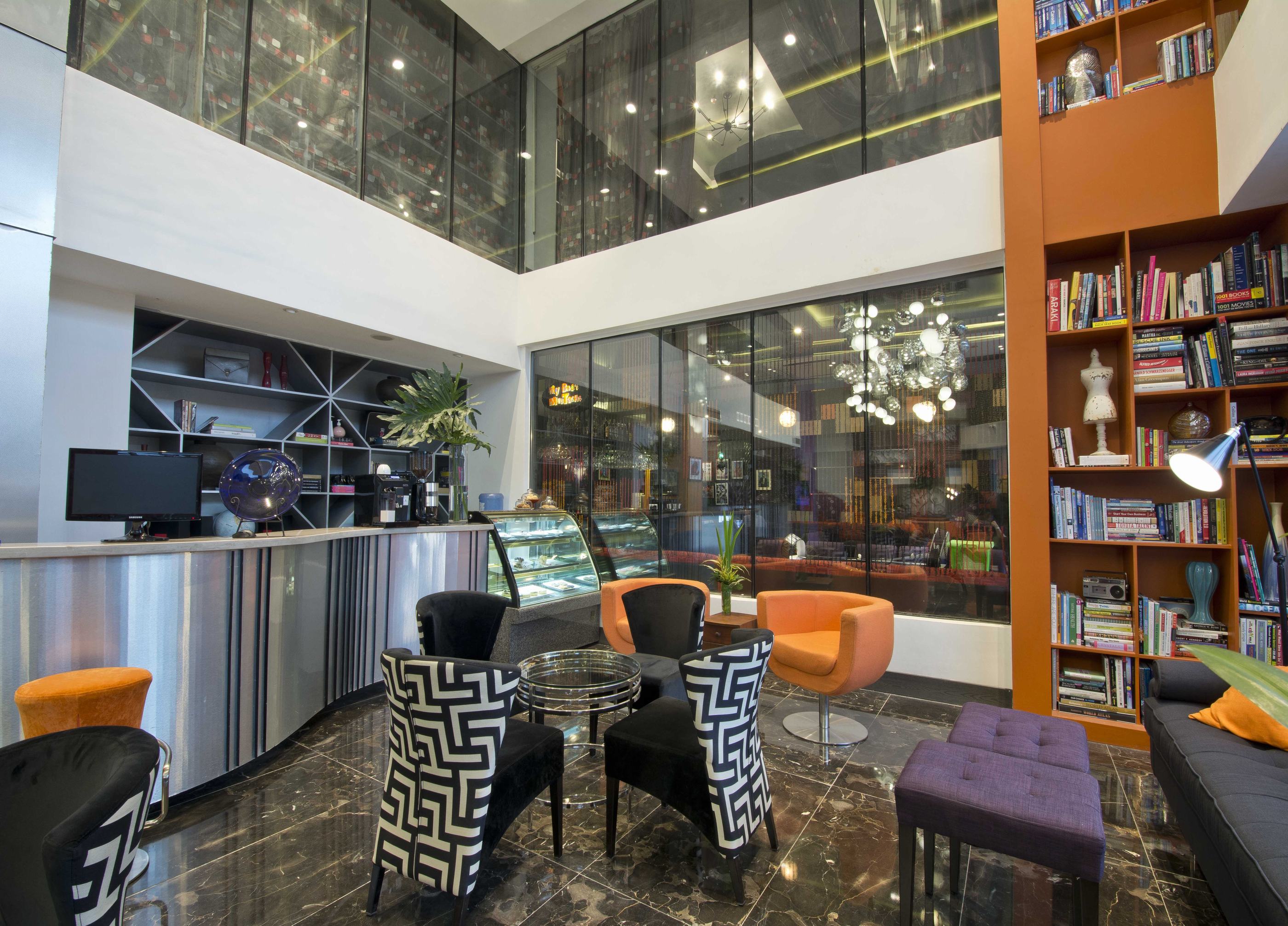 Hive Hotel & Convention Place