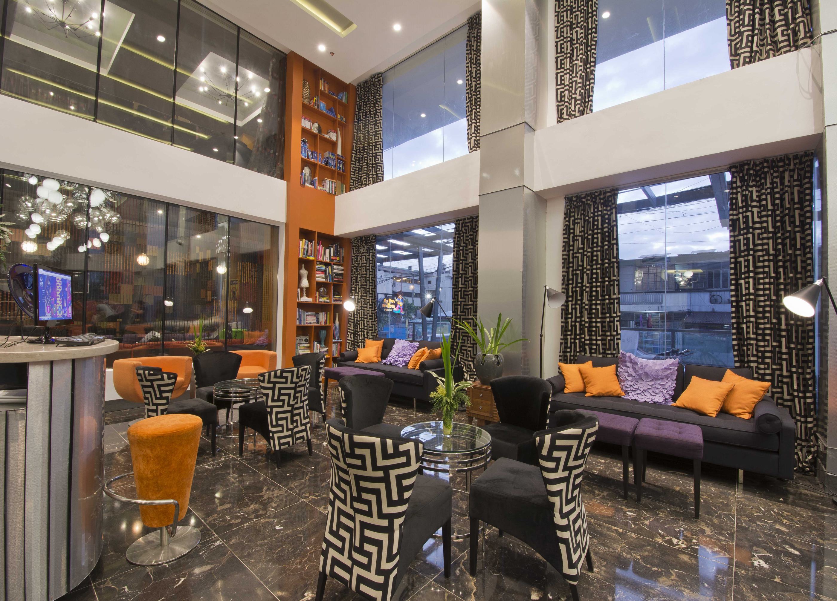 Hive Hotel & Convention Place