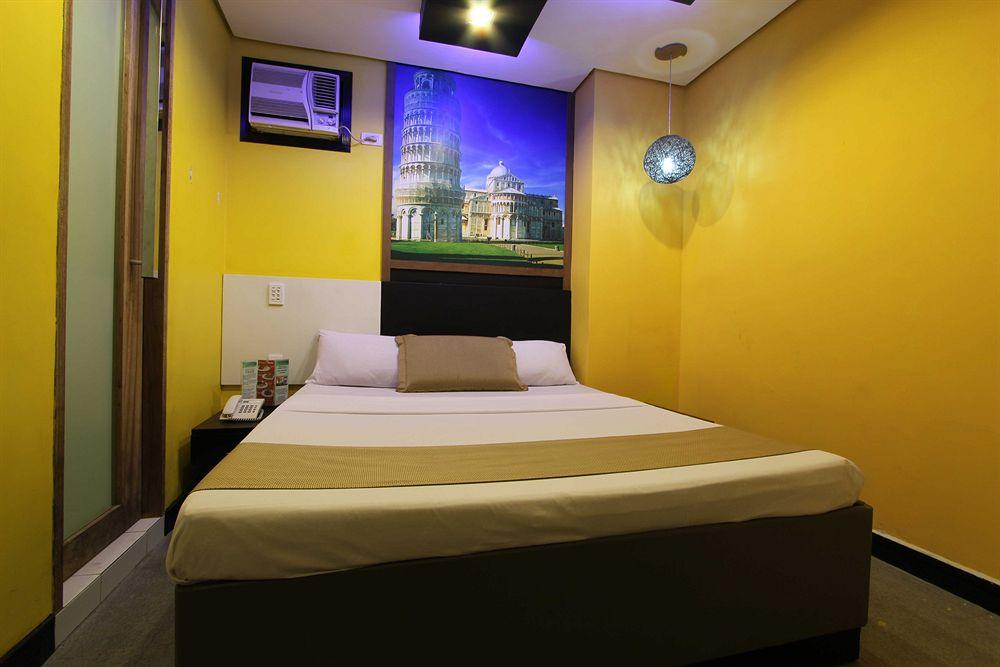 Hotel Dream World