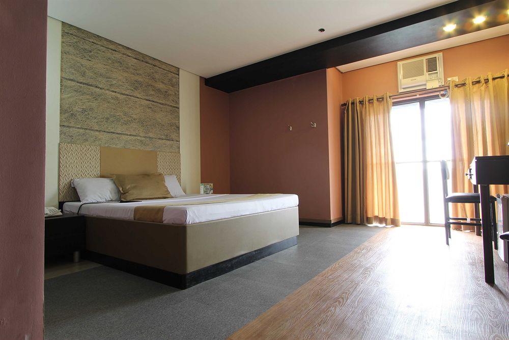 Hotel Dream World