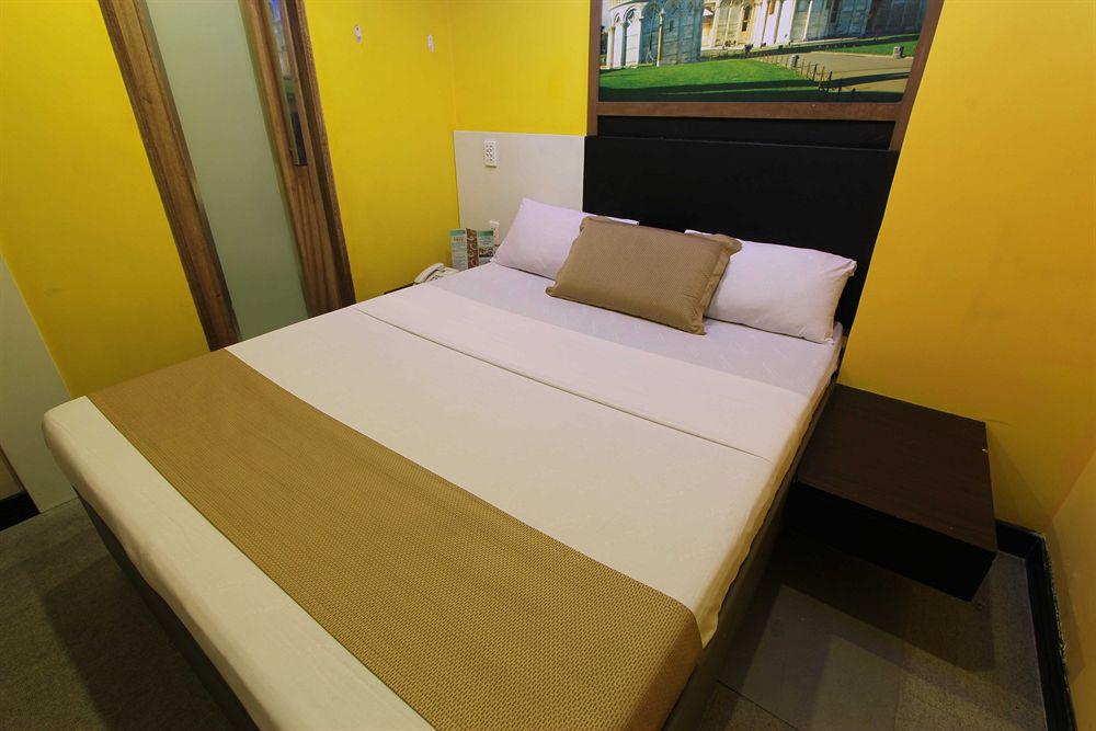 Hotel Dream World