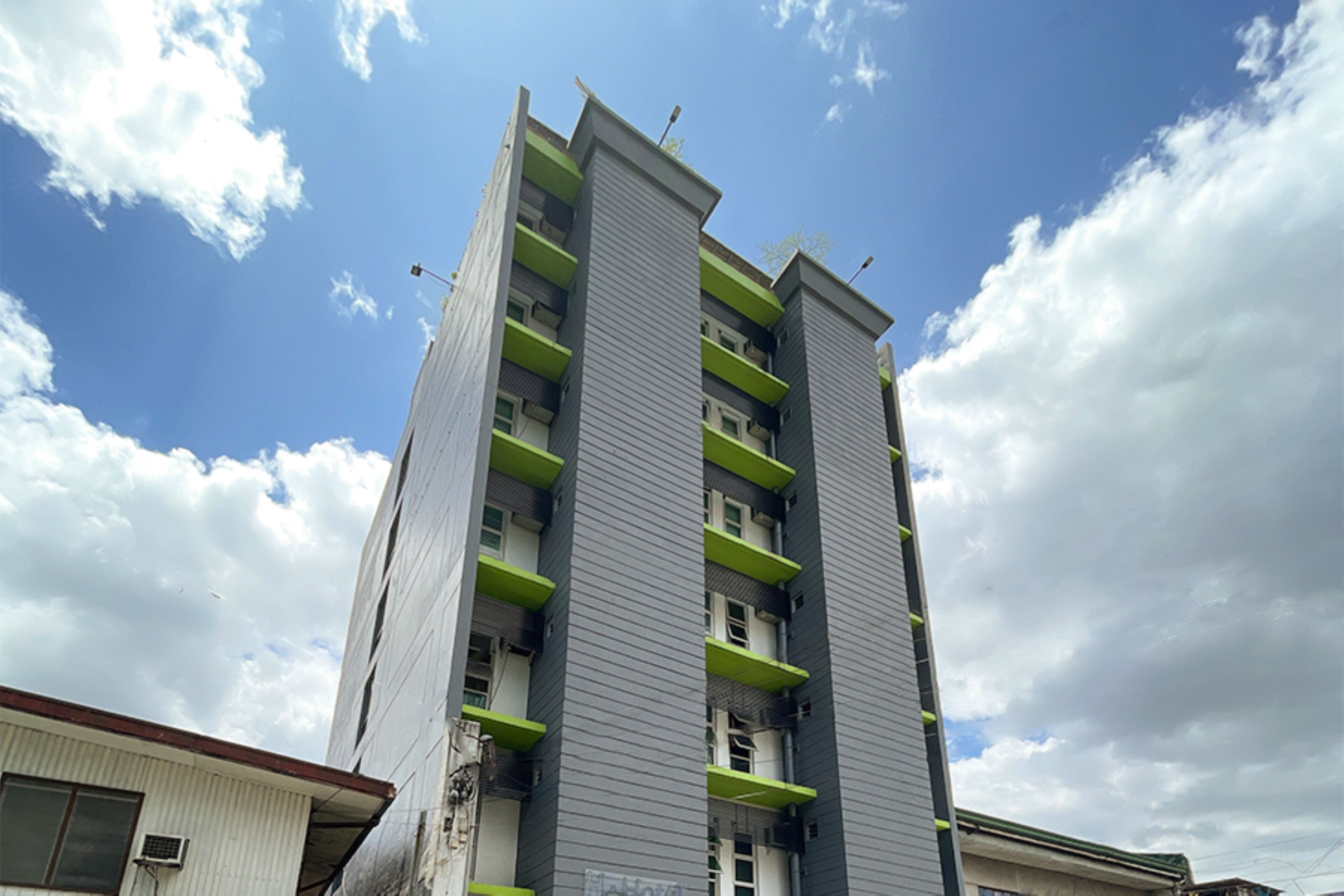 H Plus Hotel Powered By Cocotel
