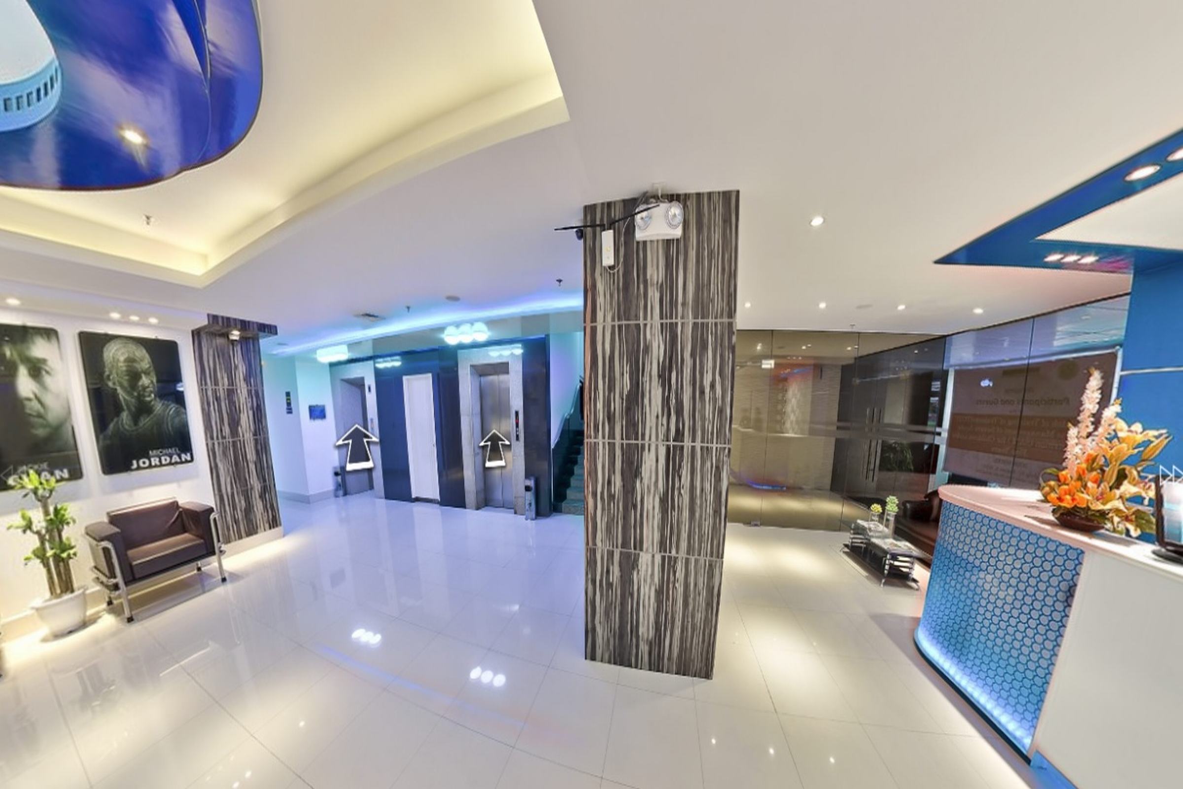 Icon Hotel Timog