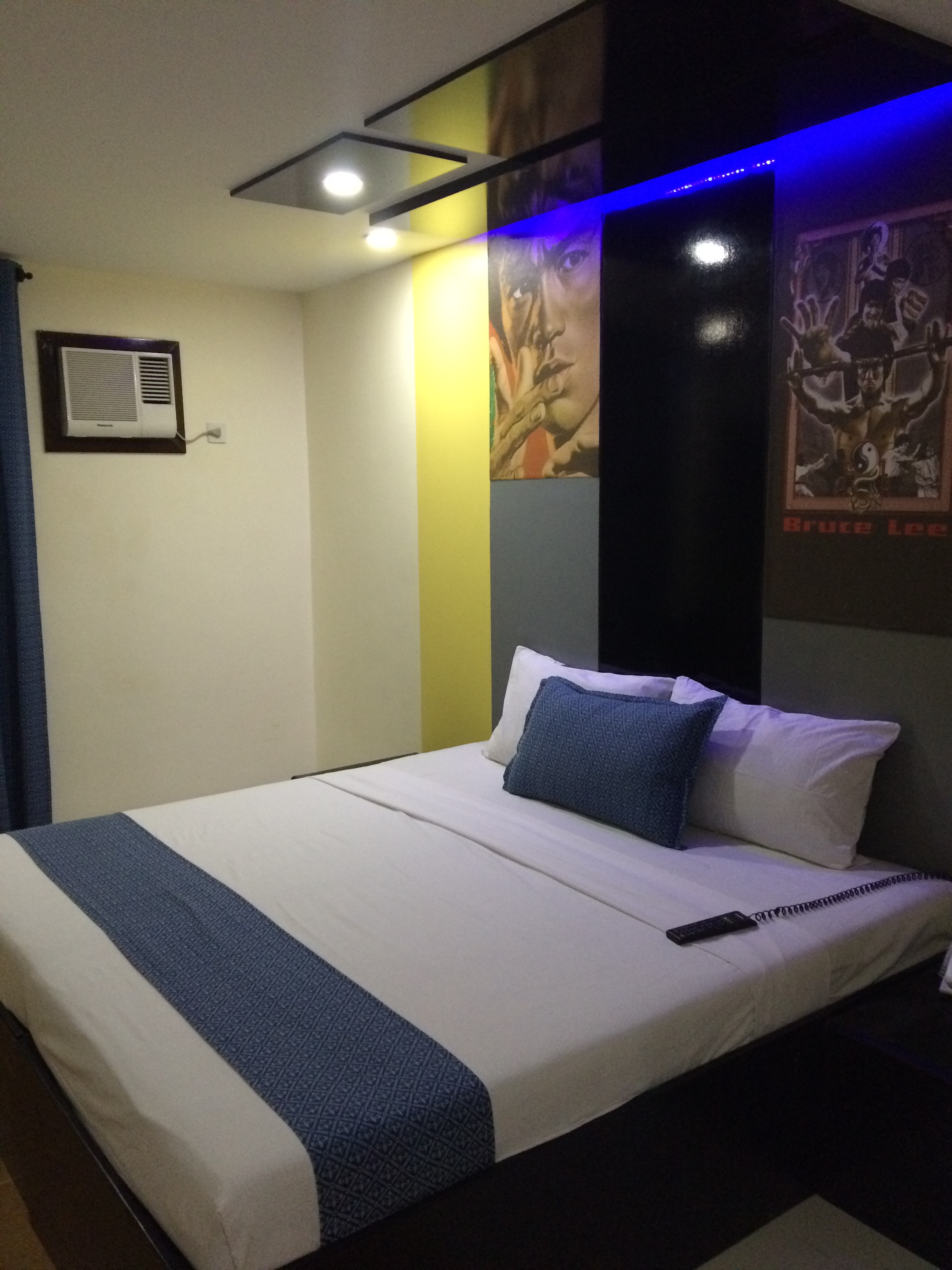 Icon Hotel Timog